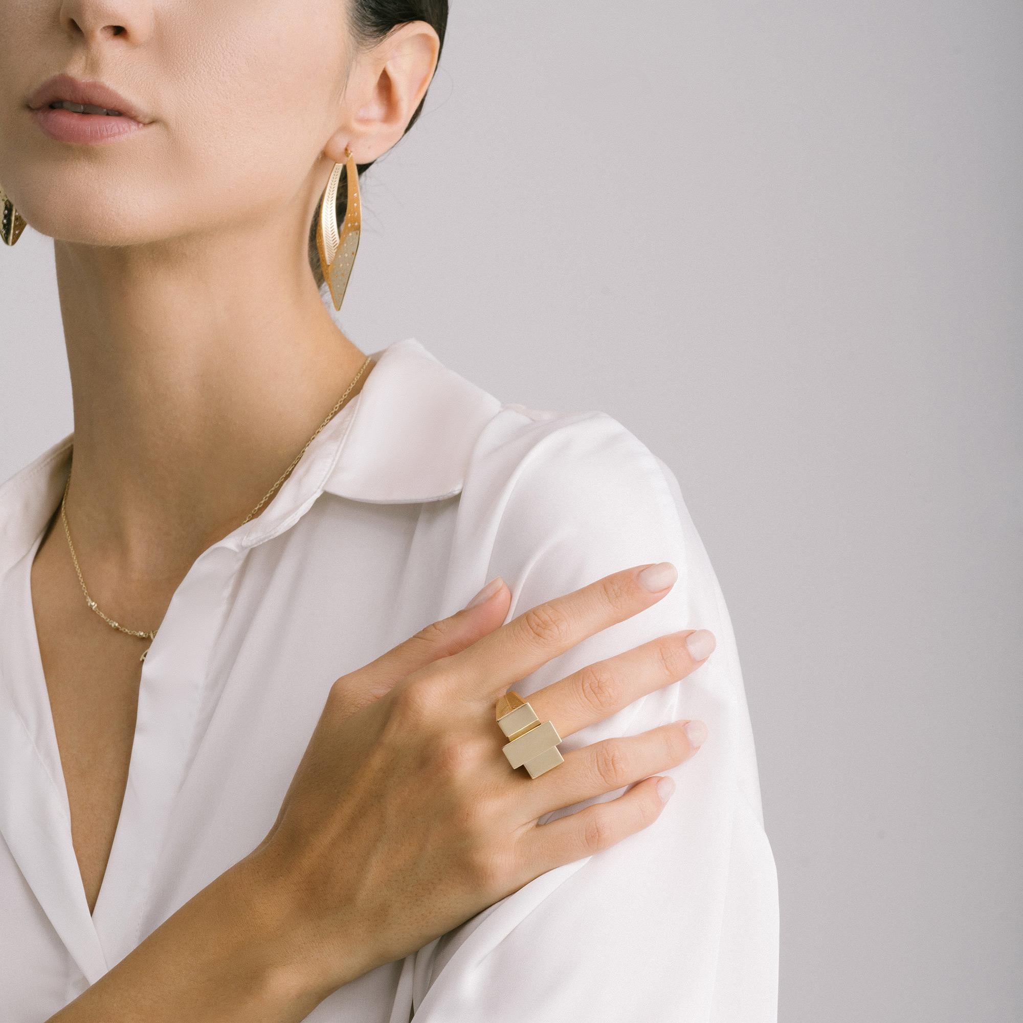 Flat Block Signet Statement Ring Solid Gold Maximalist 14 Karat For Sale 3