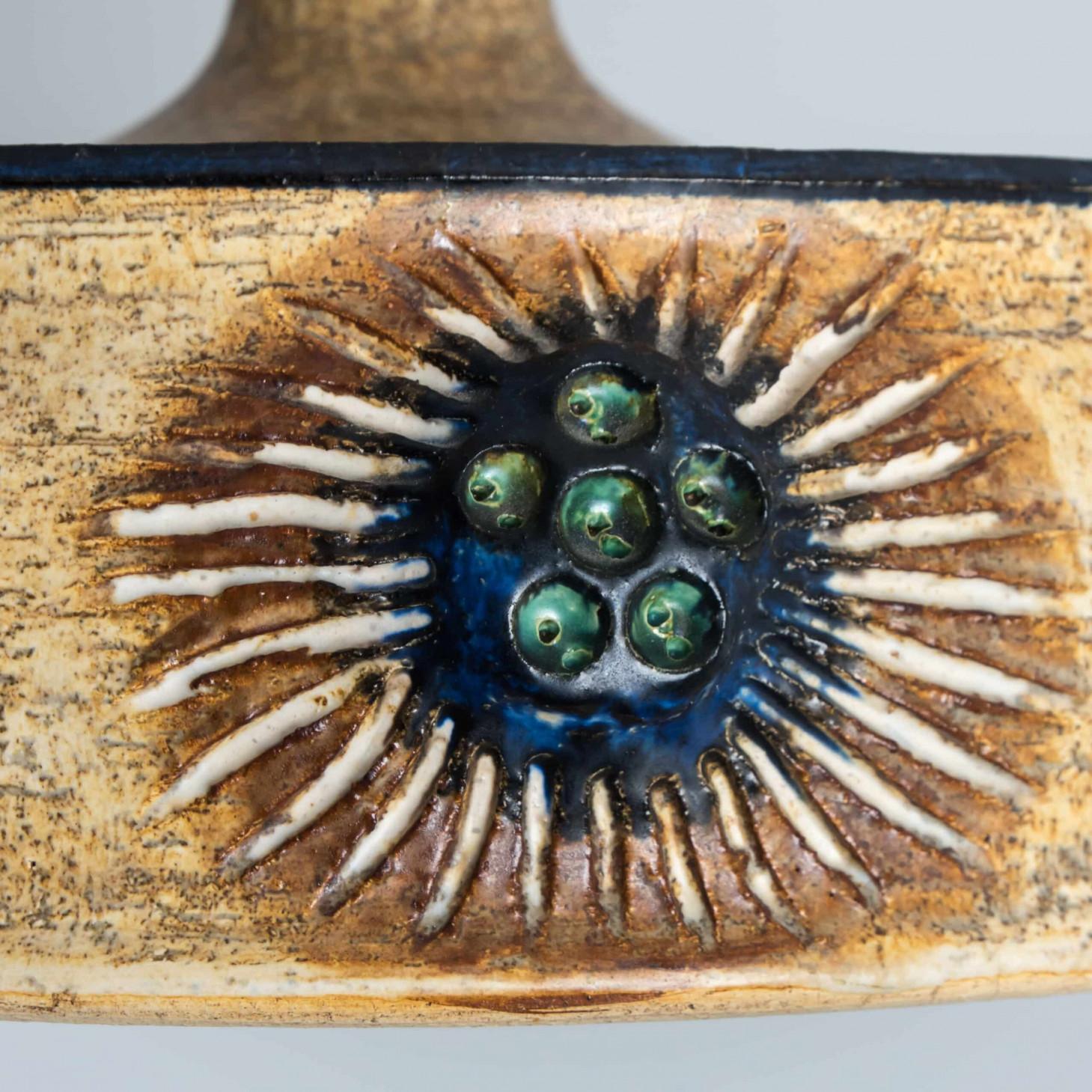 Altro Lampada a sospensione piatta in ceramica marrone, Danimarca, 1970 in vendita