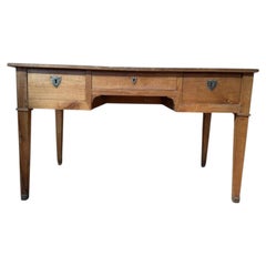 Bureau plat en bois de cerisier, époque Louis XVI