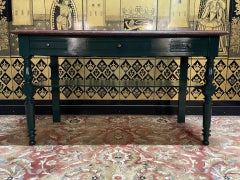 Flat desk – Napoleon III Style – Red marble top – Green lacquered wood