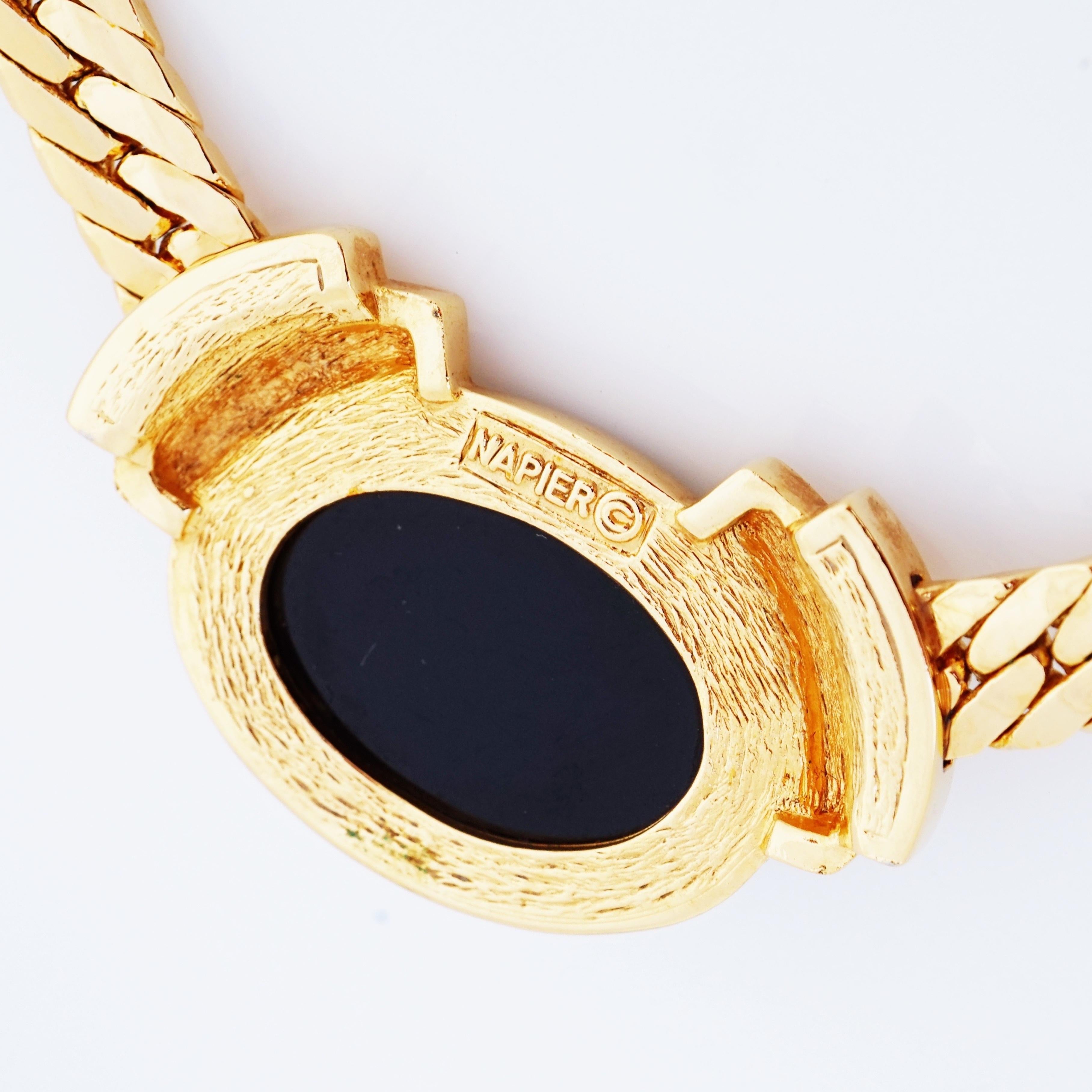 Flat Gold Chain Choker Necklace With Black Resin Cabochon By Napier, 1980s In Good Condition In McKinney, TX