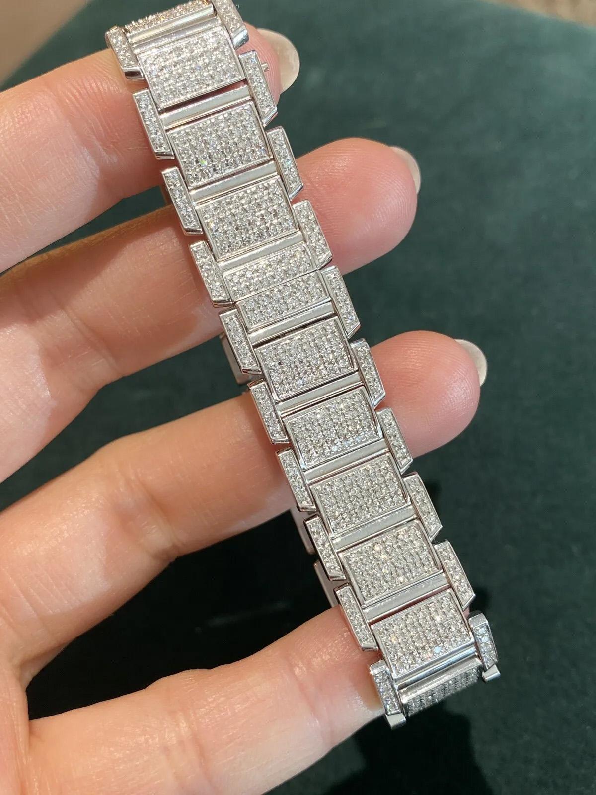 Bracelet à maillons plats pavés de diamants d'un poids total de 8,50 carats en or blanc 18 carats Unisexe en vente