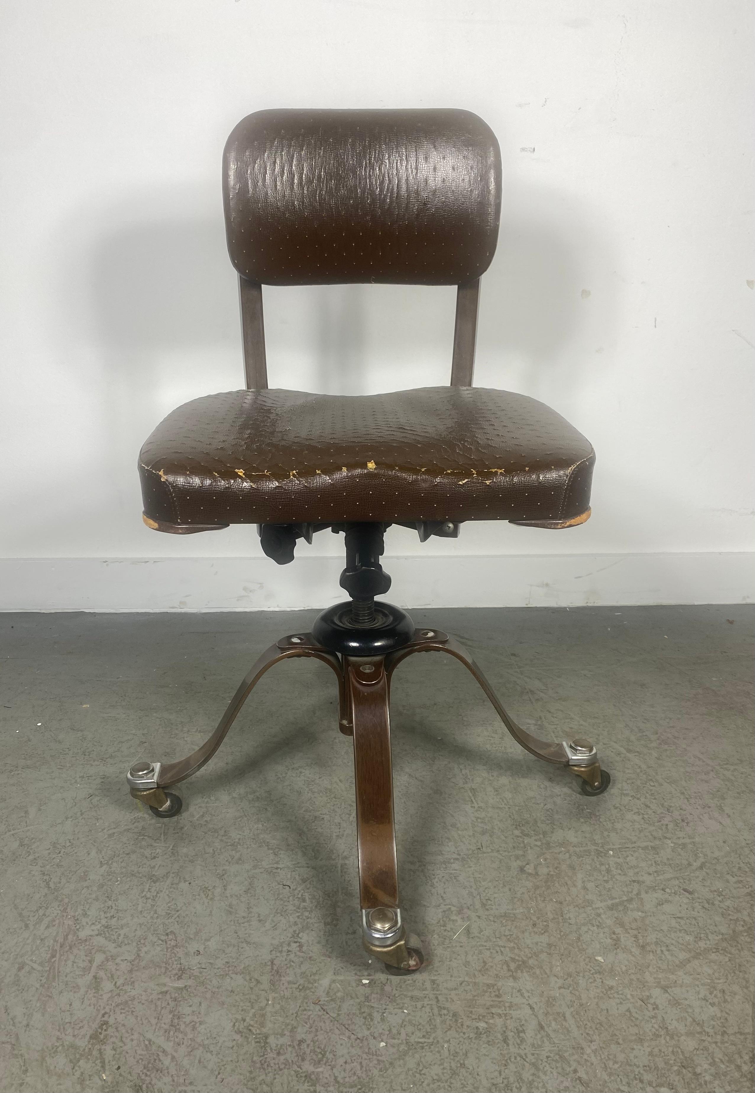Metal Flat Steel Industrial Task Chair by Remington Rand..original , pure unmolested For Sale