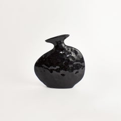 Flat Vase Project by 213A