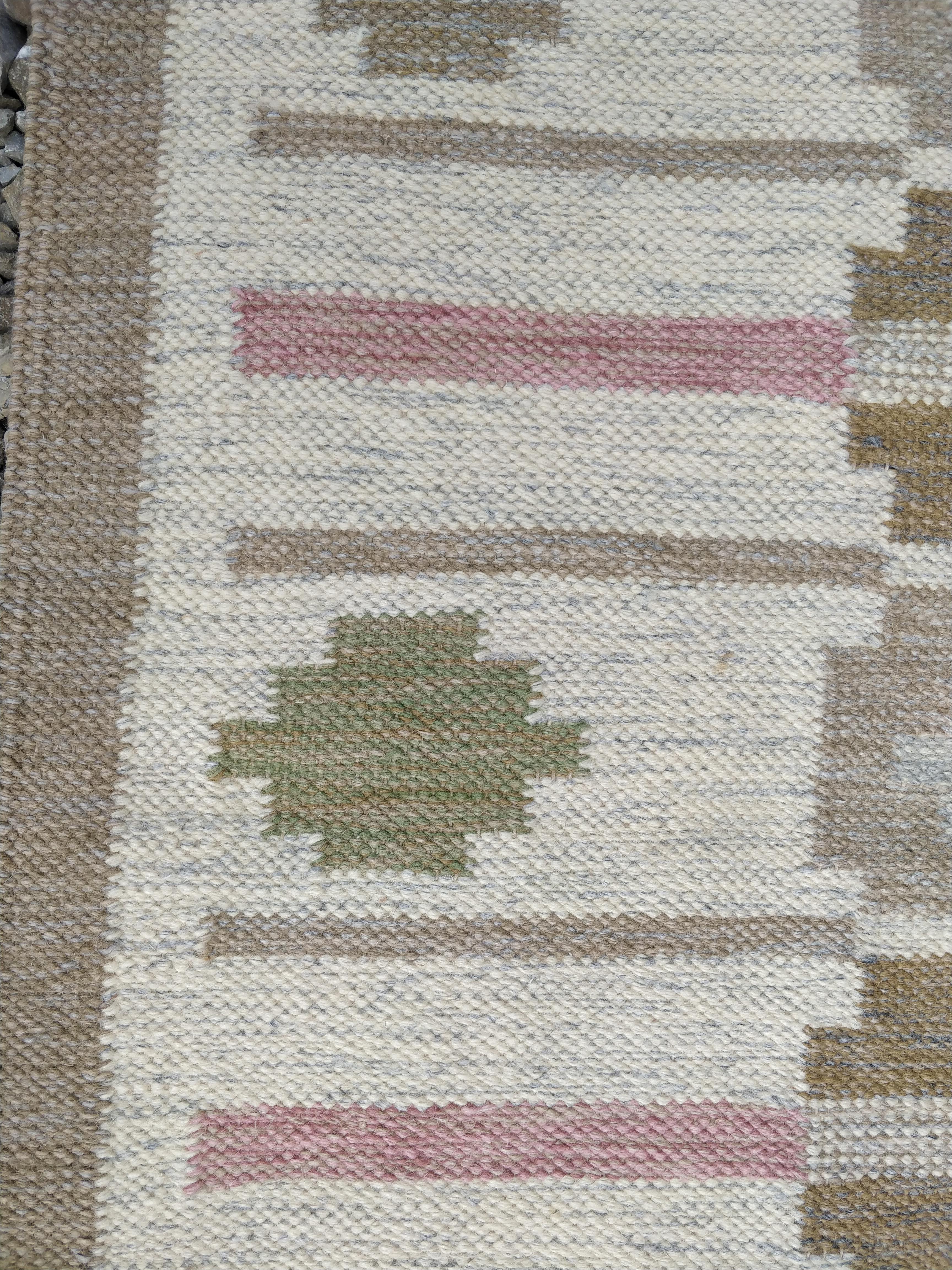  Flat-weave Kilim carpet by Swedish textile designer Anna Johanna Ångström   For Sale 1