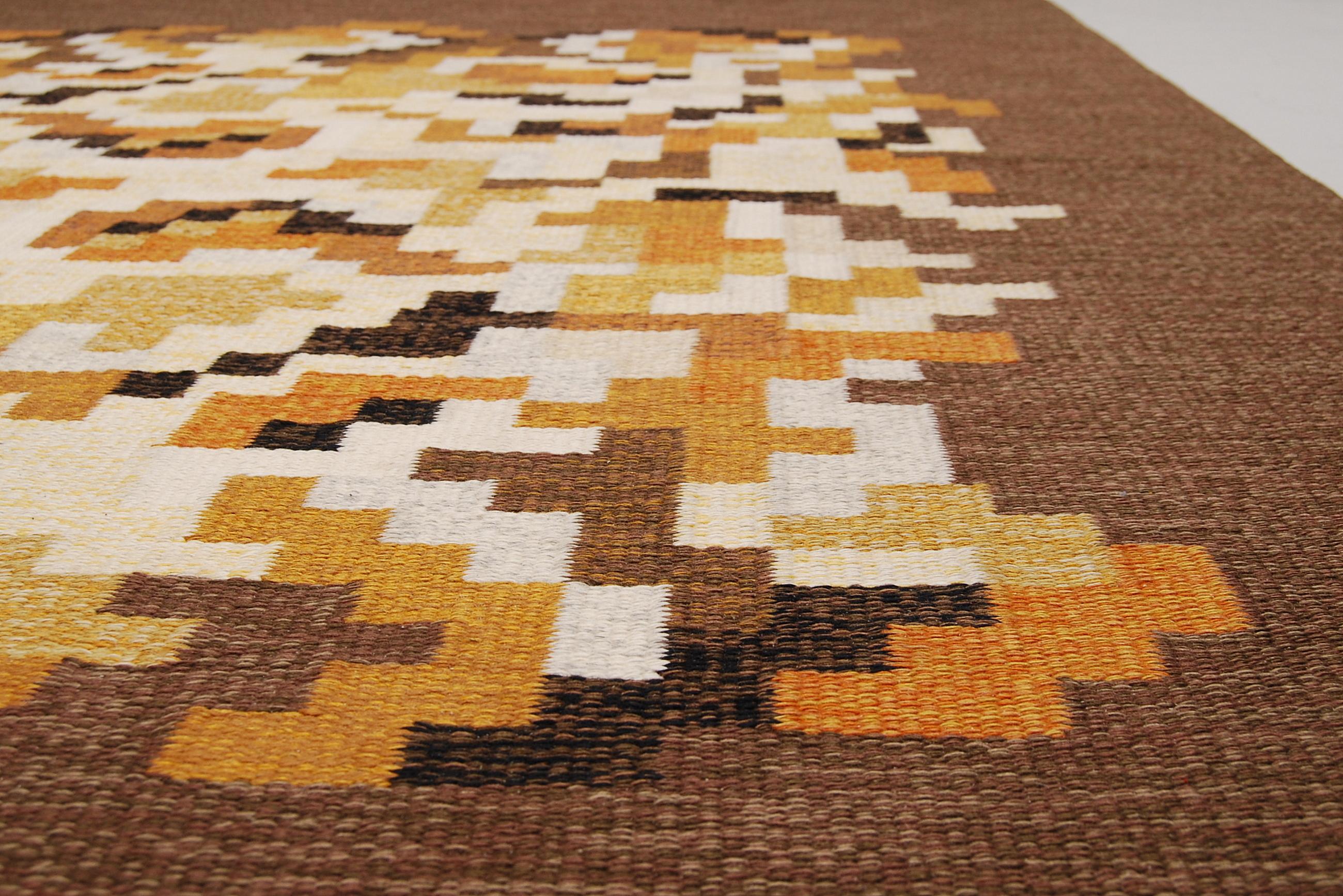 Scandinavian Modern Flat-Weave Rölakan Carpet 