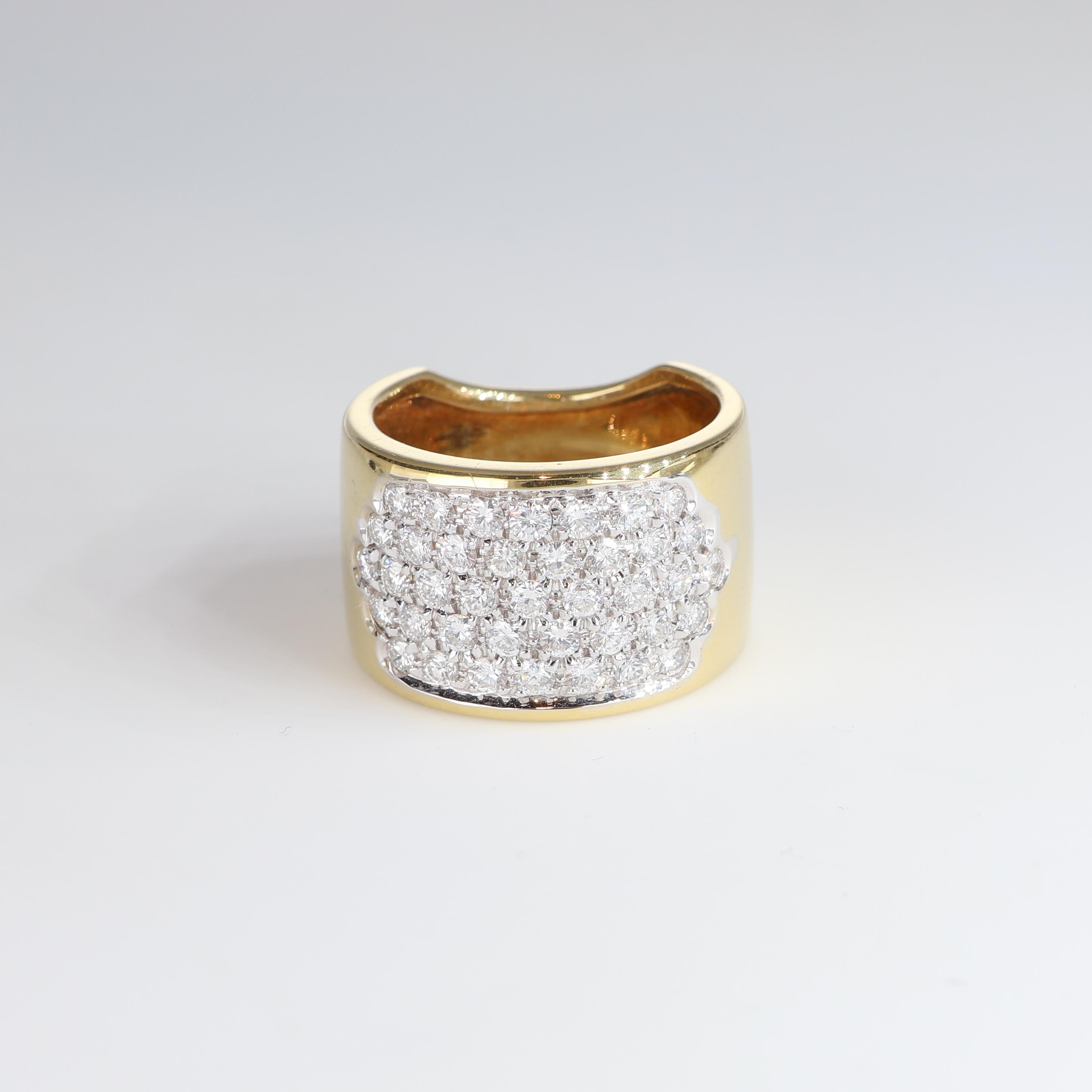 IMPORTANT NOTE:
✔ No additional costs will be added to this order.
✔ Shipping and customs duties are fully covered by us.
--------------------
This refined flat band ring, crafted in 18kt yellow gold, exudes sophistication and timeless elegance. The