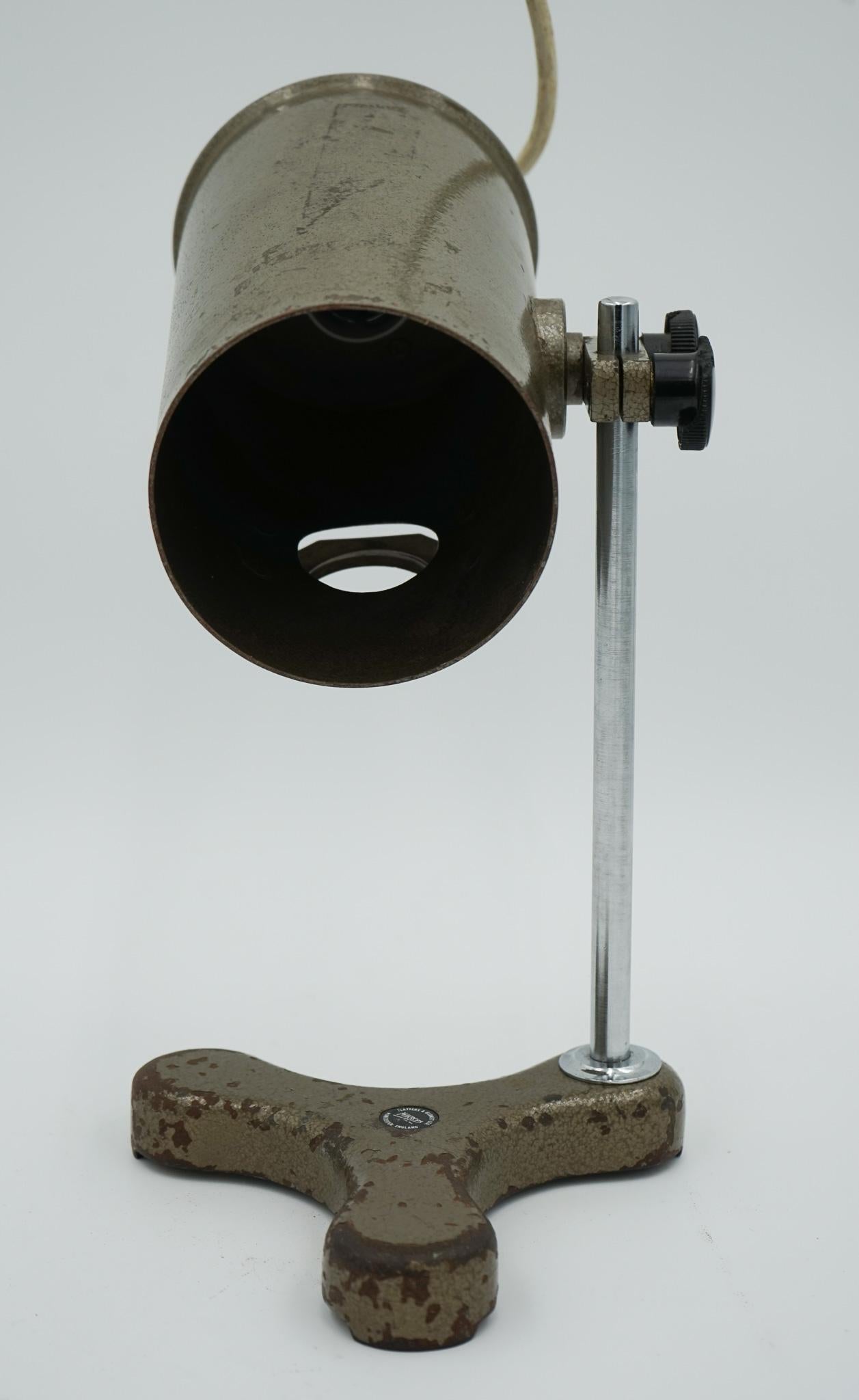 FLATTERS & GARNETT SALVAGED LABORATORY SCHOOL TABLE LAMP ADJUSTABLE LiGHT 004 For Sale 8
