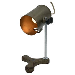 FLATTERS & GARNETT SALVAGED LABORATORY SCHOOL TABLE LAMP ADJUSTABLE LiGHT 004