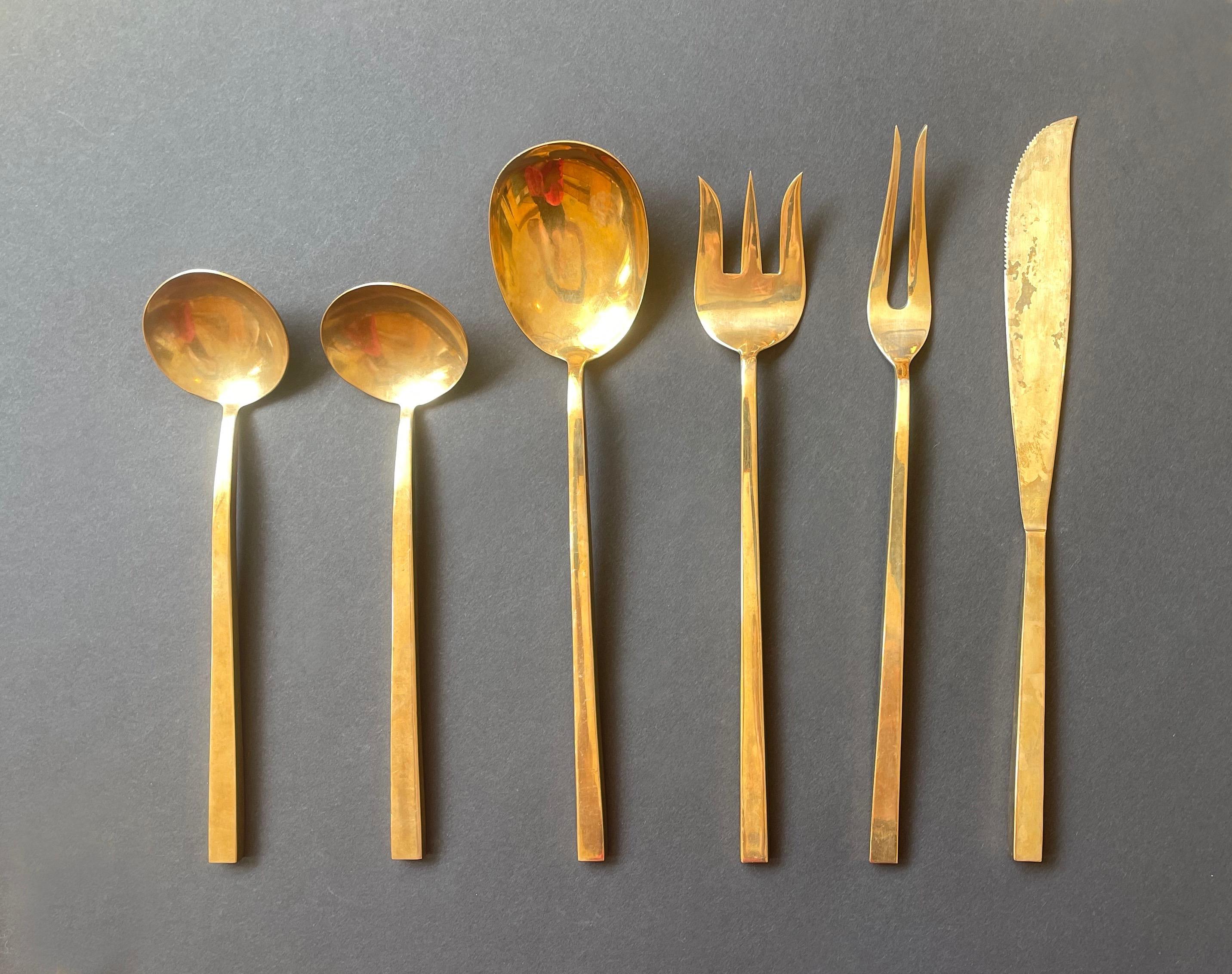 Mid-Century Modern Flatware Bernadotte 'Scanline' 6 Person Cutlery Set, 39 Pieces, Mid-Century For Sale