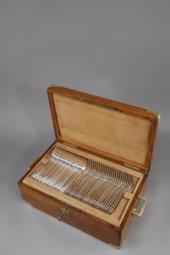 Flatware silver in an oak case by Alfonde Debain Goldsmith in Paris