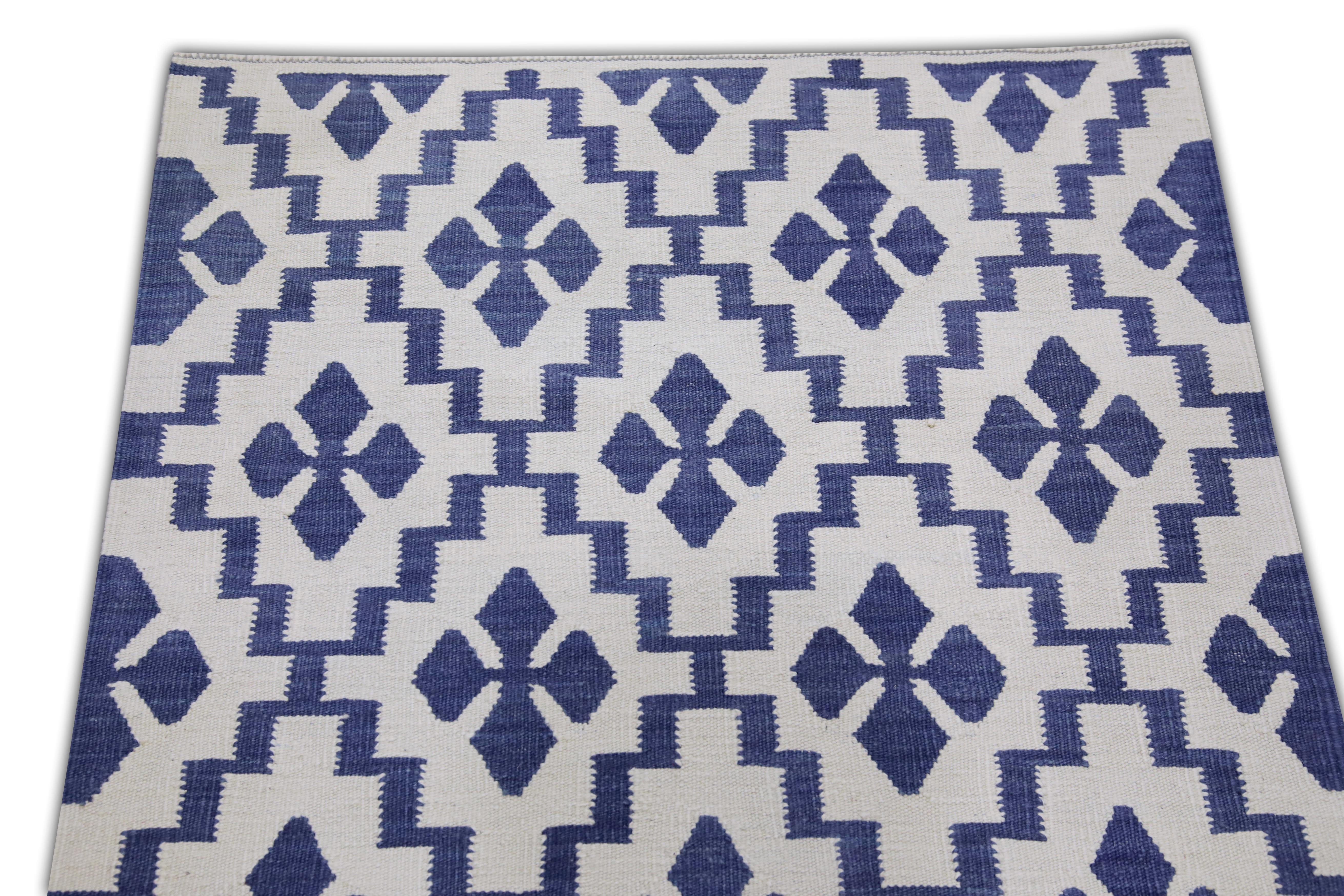 Handgefertigter Flachgewebe-Wollteppich 2'11