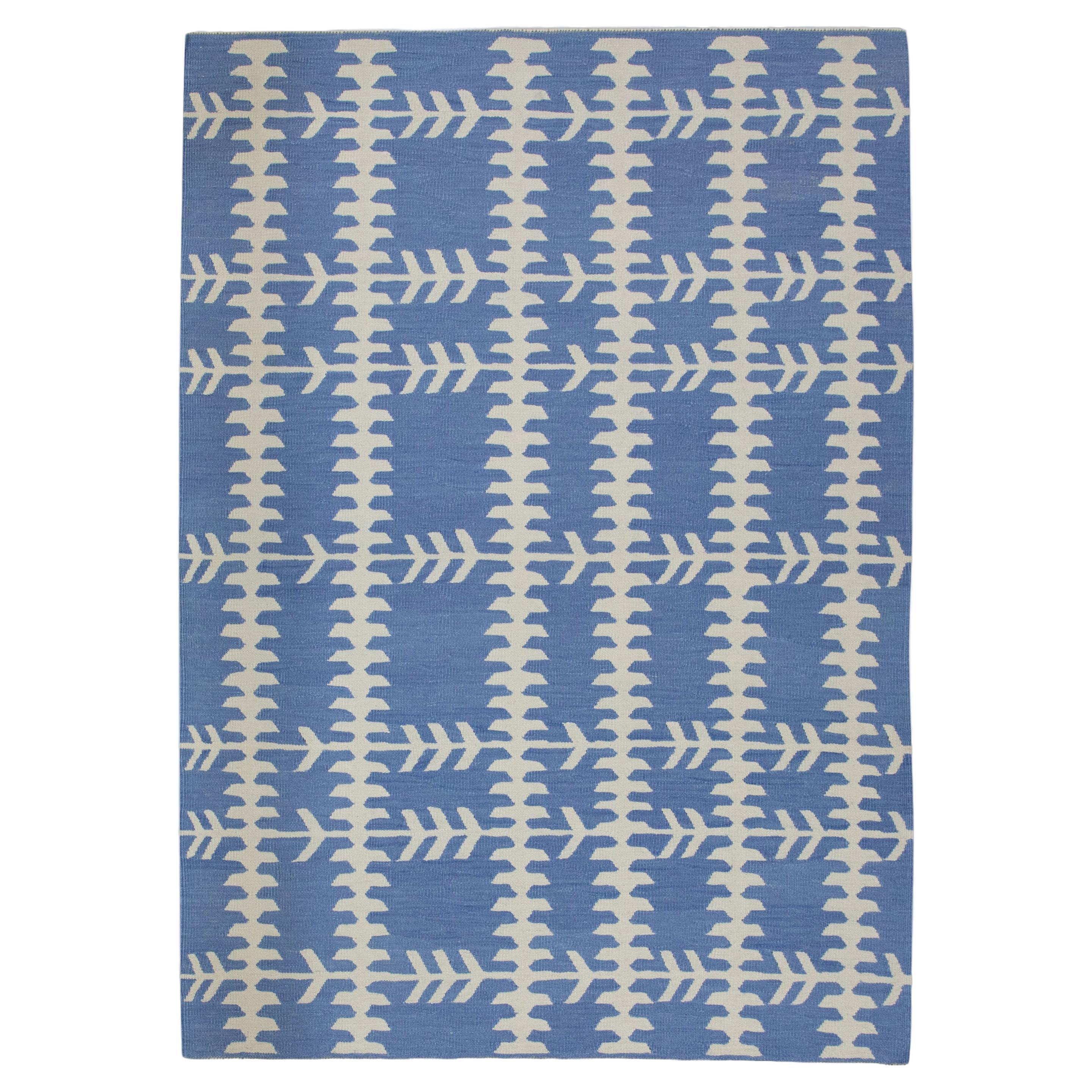 Handgefertigter Flachgewebe-Wollteppich 4'3" x 5'11" im Angebot