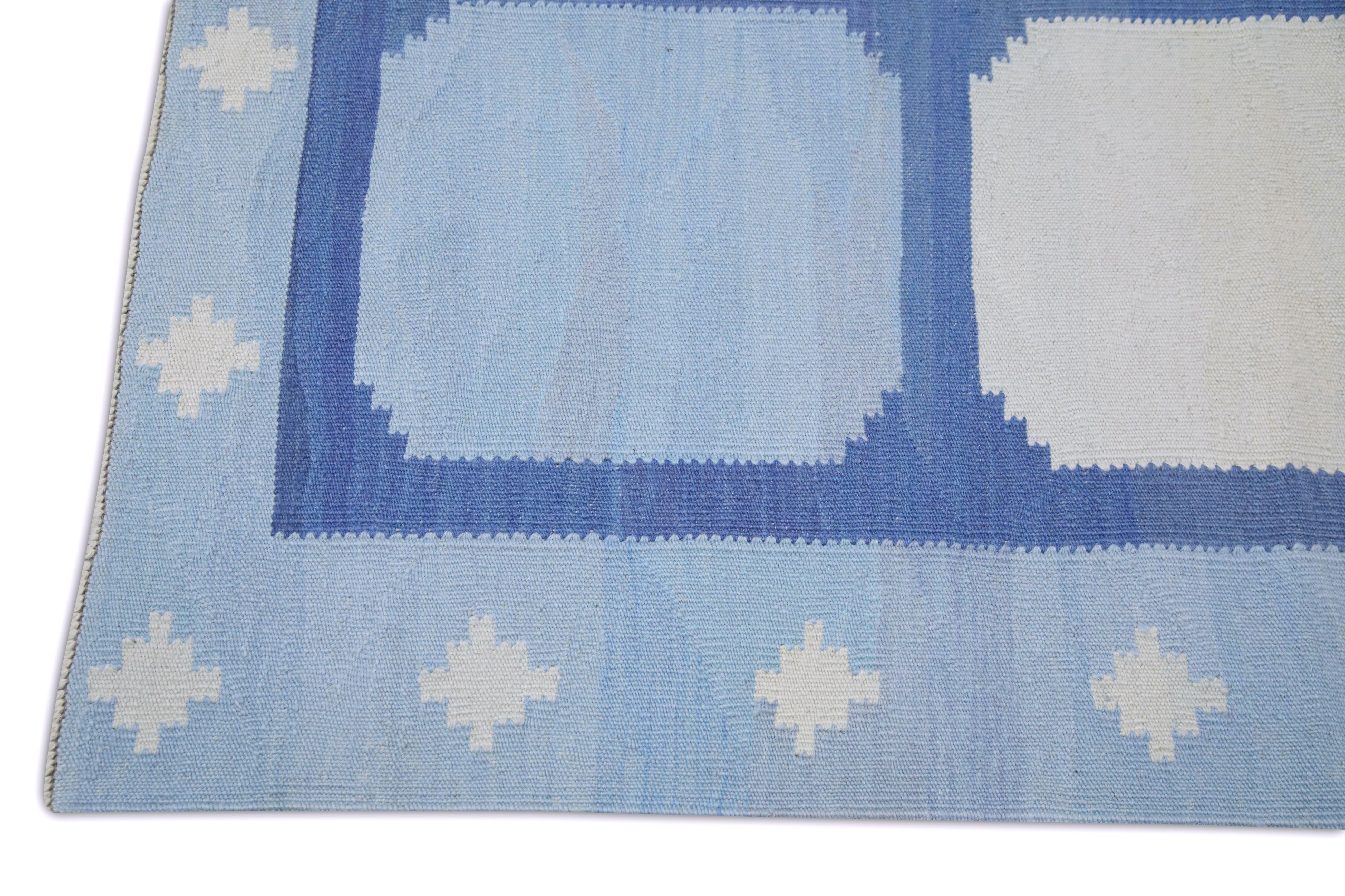 Hand-Woven  Flatweave Handmade Wool Rug 8' x 10'5