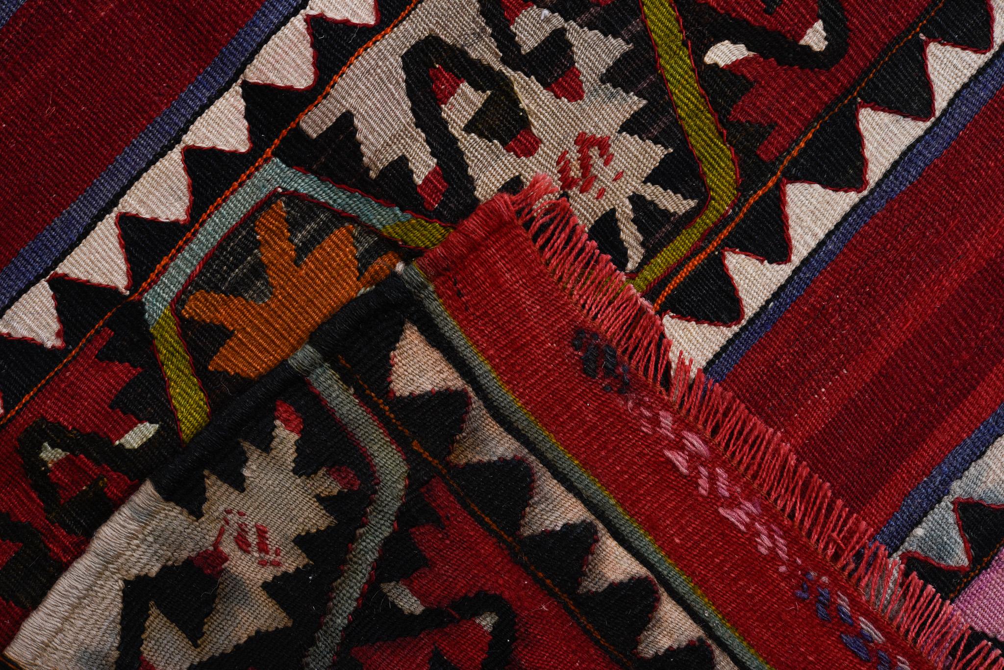 Flatweave Kilim II In Good Condition For Sale In New York, NY