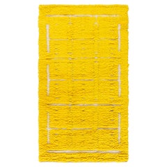 Moderner, geometrischer, gelber Flachgewebe-Teppich „Radiant Tulu“ von Doris Leslie Blau