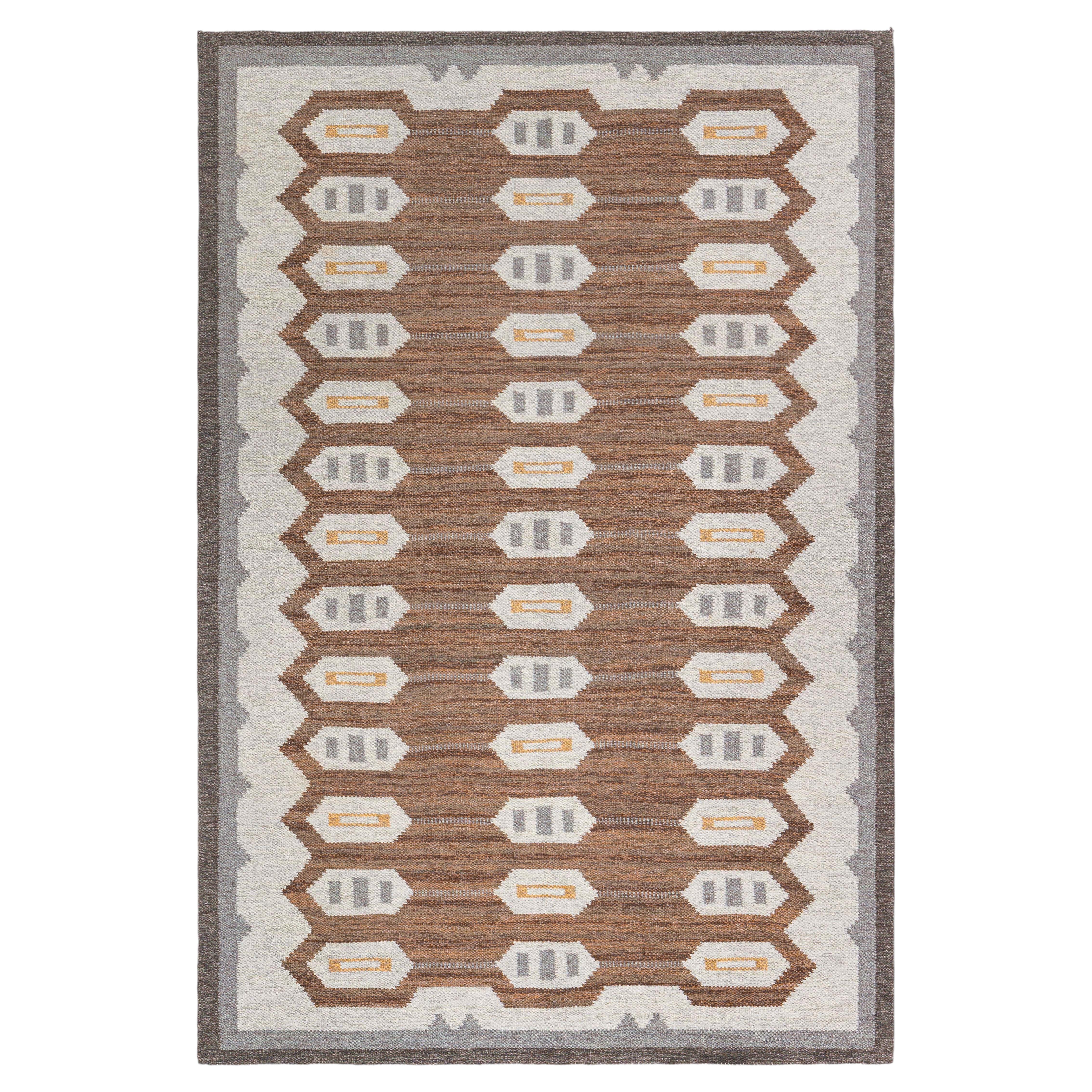 Flatweave Modern Rug In Gray With Scandinavian Pattern "Tally" For Sale
