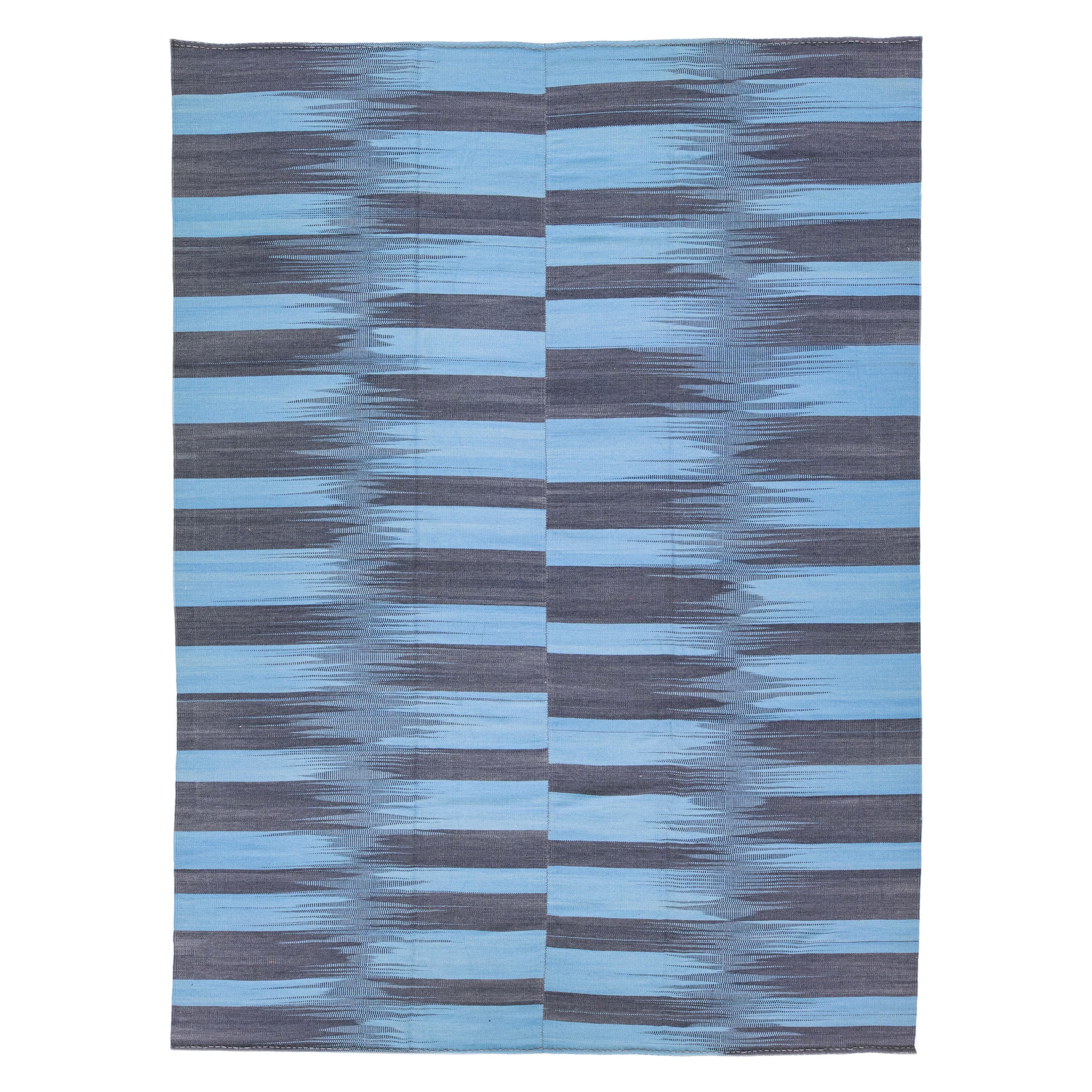 Tappeto moderno turco a tessitura piatta in lana Kilim con motivo astratto blu