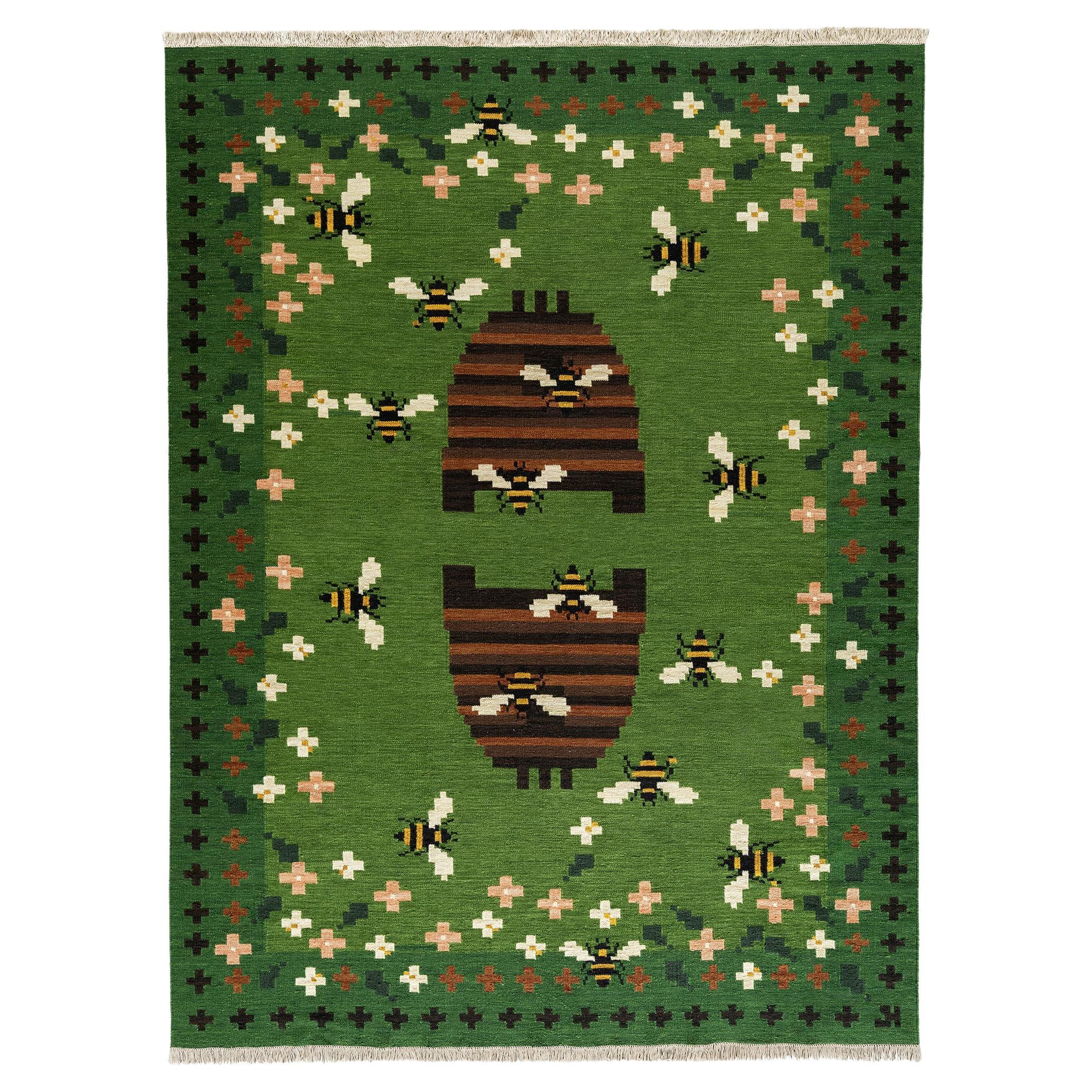 Tapis tissé - Busy Bees dans Herbe, par Jessica Helgerson