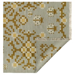 Tapis à armure plate - Ladybug Brambles in Soft Gray by Jessica Helgerson