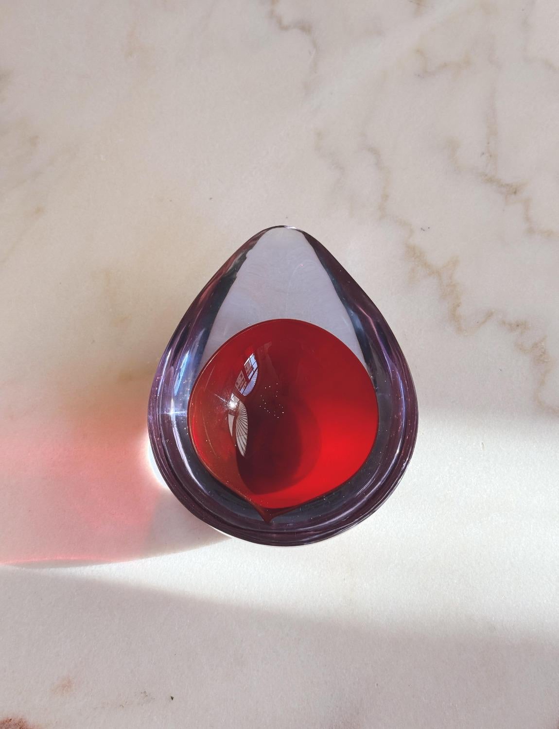 Italiano Flavio Poli 1960, ciotola ovale in vetro di Murano in rosa e rosso in vendita