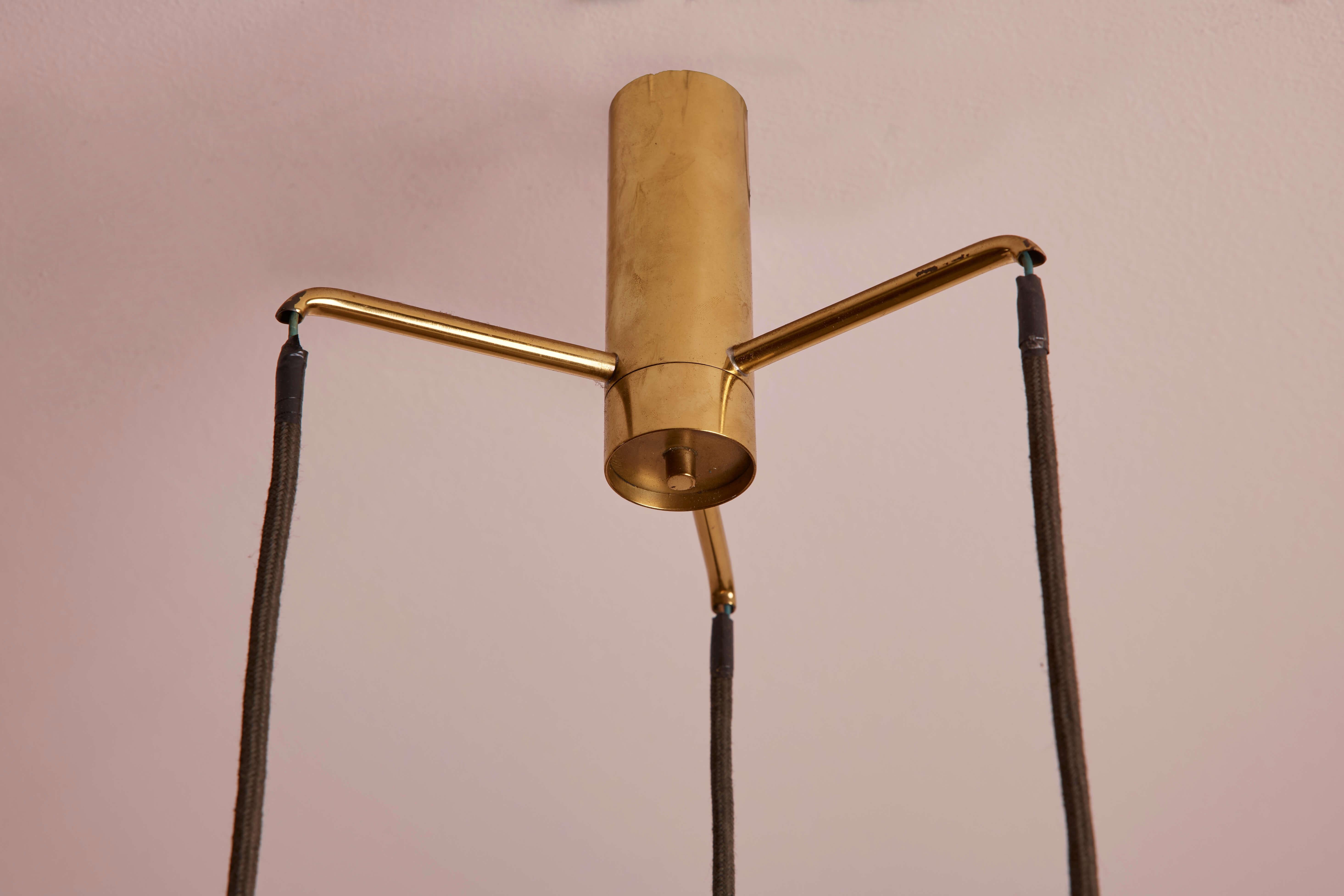 Metà XX secolo Lampadario di Flavio Poli per Seguso con tre paralumi in vetro colorato, Italia, 1960 in vendita
