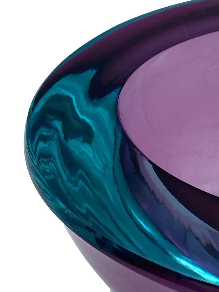Flavio Poli for Seguso Green and Violet Murano Glass Bowl, Italy 1960s For Sale 1
