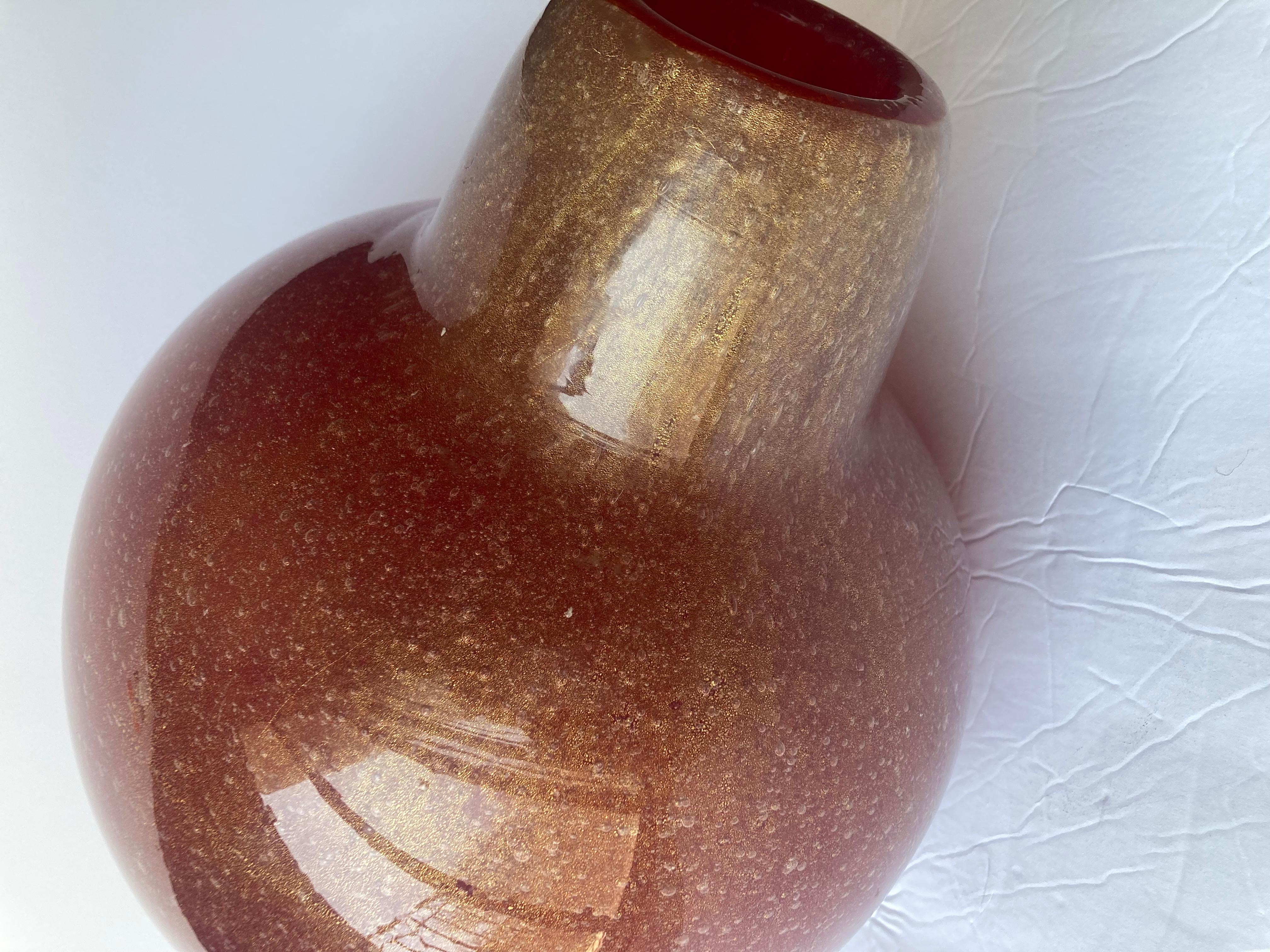 Flavio Poli for Seguso Murano glass vase, large  Pulegoso work  , gold leaf . In Good Condition For Sale In Los Angeles, CA