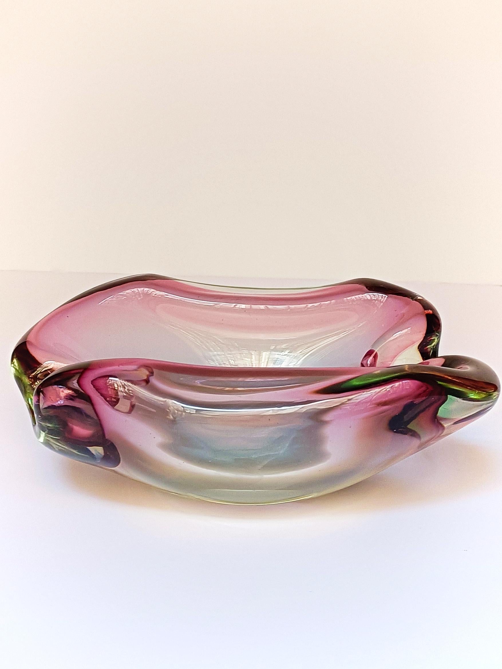 Flavio Poli for Seguso Vetri d´Arte Sommerso Murano Glass Bowl, Italy, 1950s For Sale 4