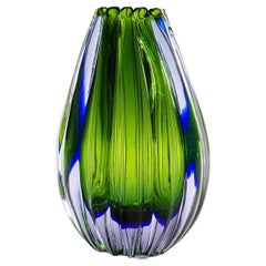 Flavio Poli for Seguso Vetri d'Arte Murano Sommerso Glass Vase, 1950s