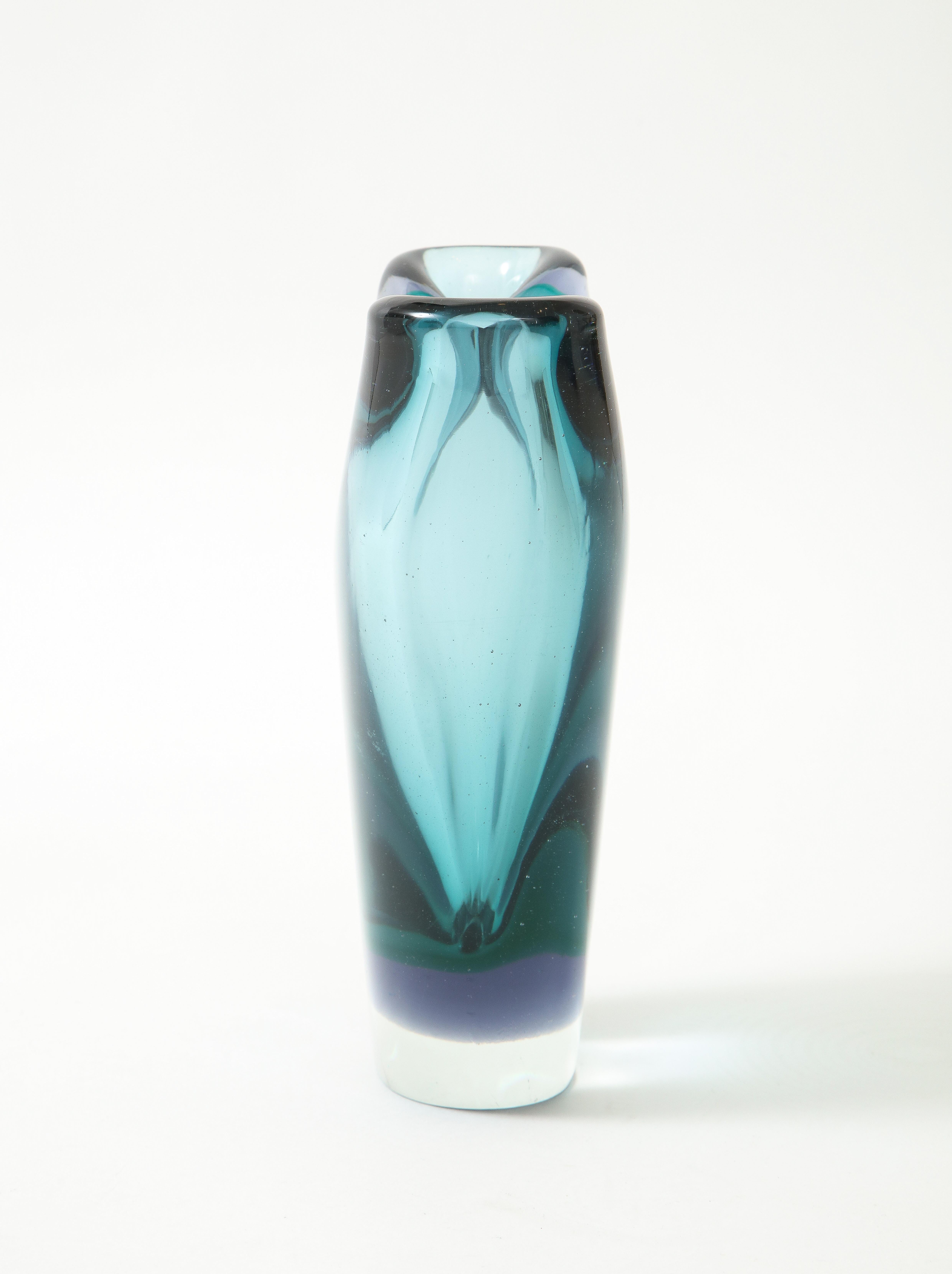 Mid-Century Modern Flavio Poli for Seguso Vetri d'Arte Sommerso Pinched Glass Vase, Italy, 1950s