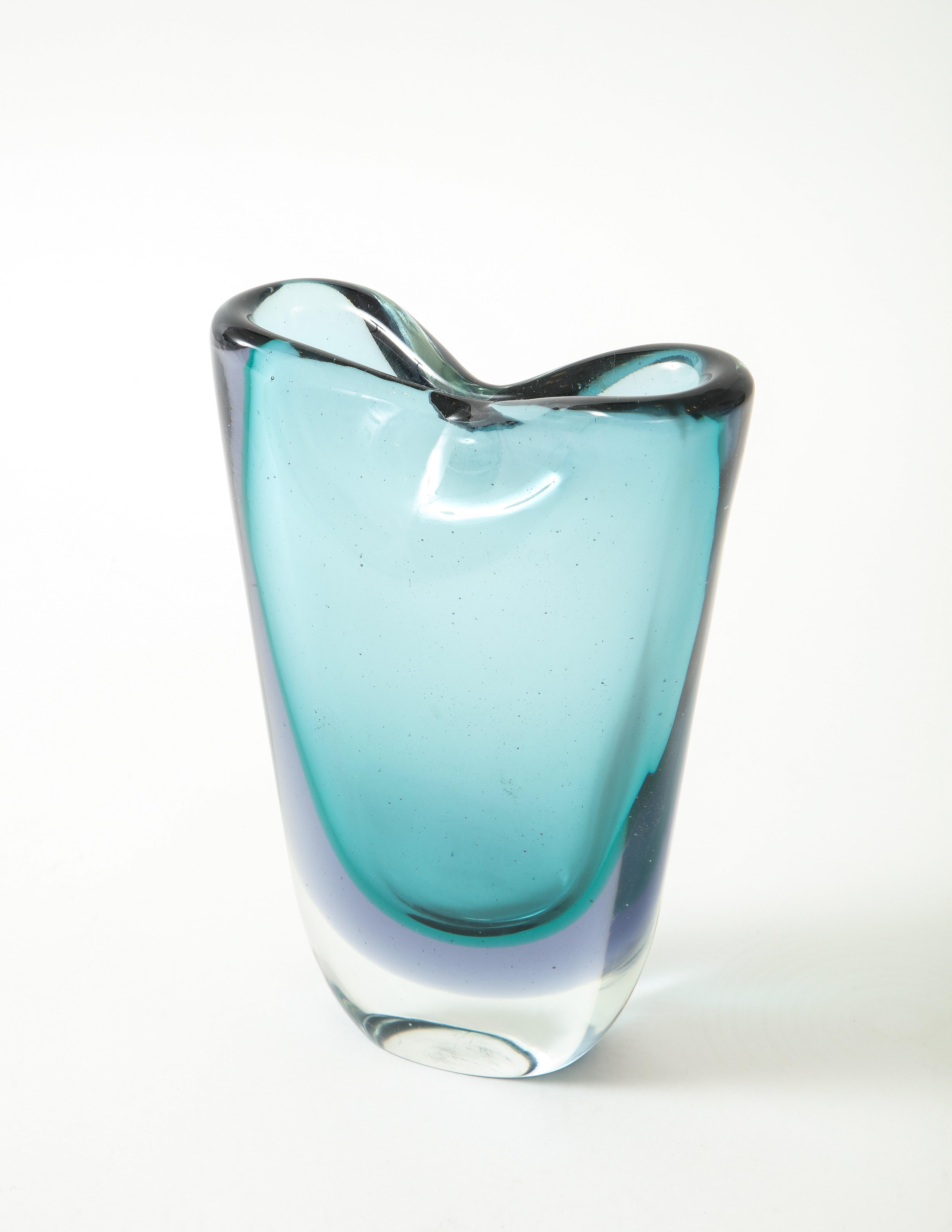 Mid-20th Century Flavio Poli for Seguso Vetri d'Arte Sommerso Pinched Glass Vase, Italy, 1950s