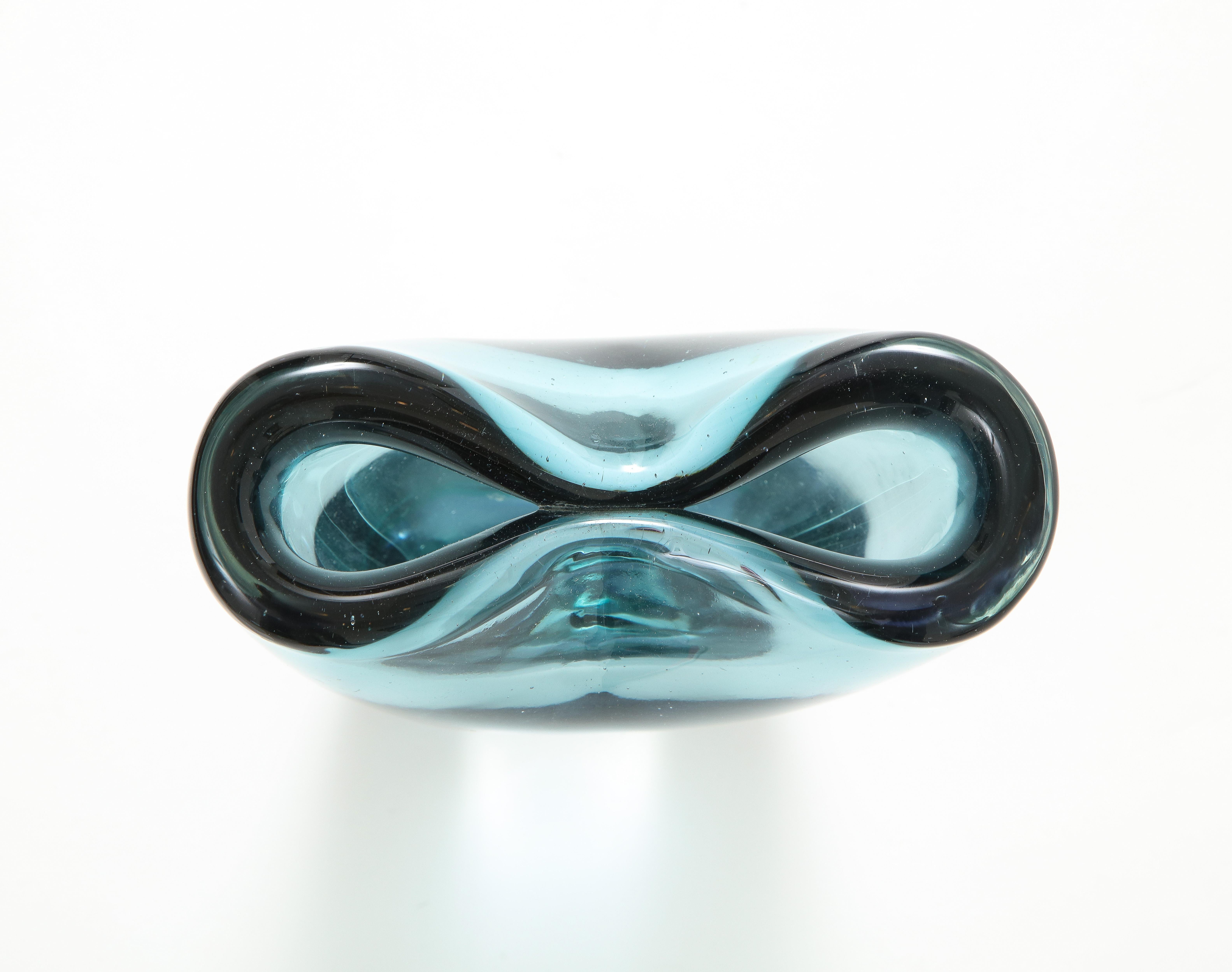 Flavio Poli for Seguso Vetri d'Arte Sommerso Pinched Glass Vase, Italy, 1950s 2