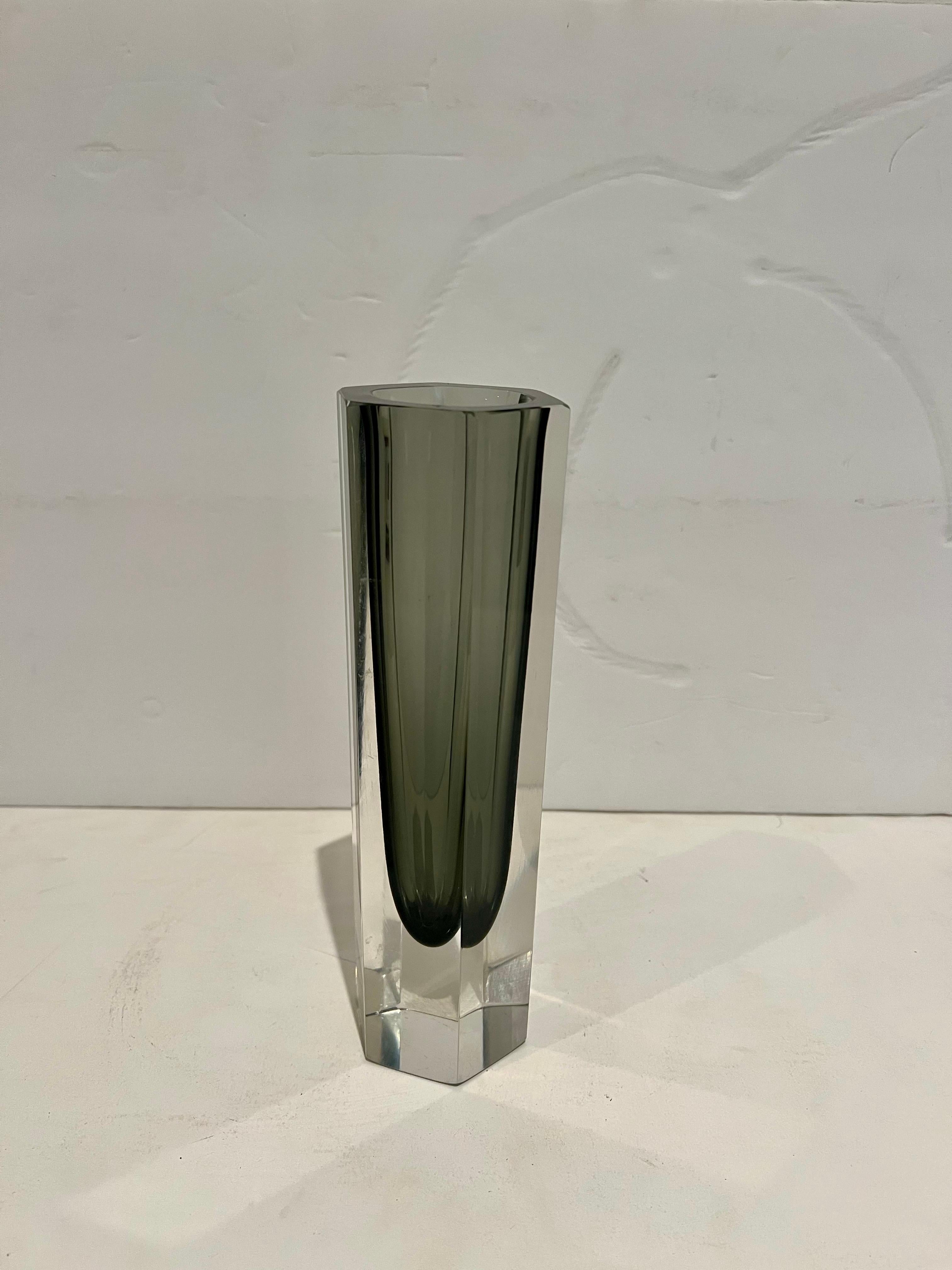 Mid-Century moderno Flavio Poli Vaso esagonale sfaccettato di Murano della metà del secolo scorso in vendita