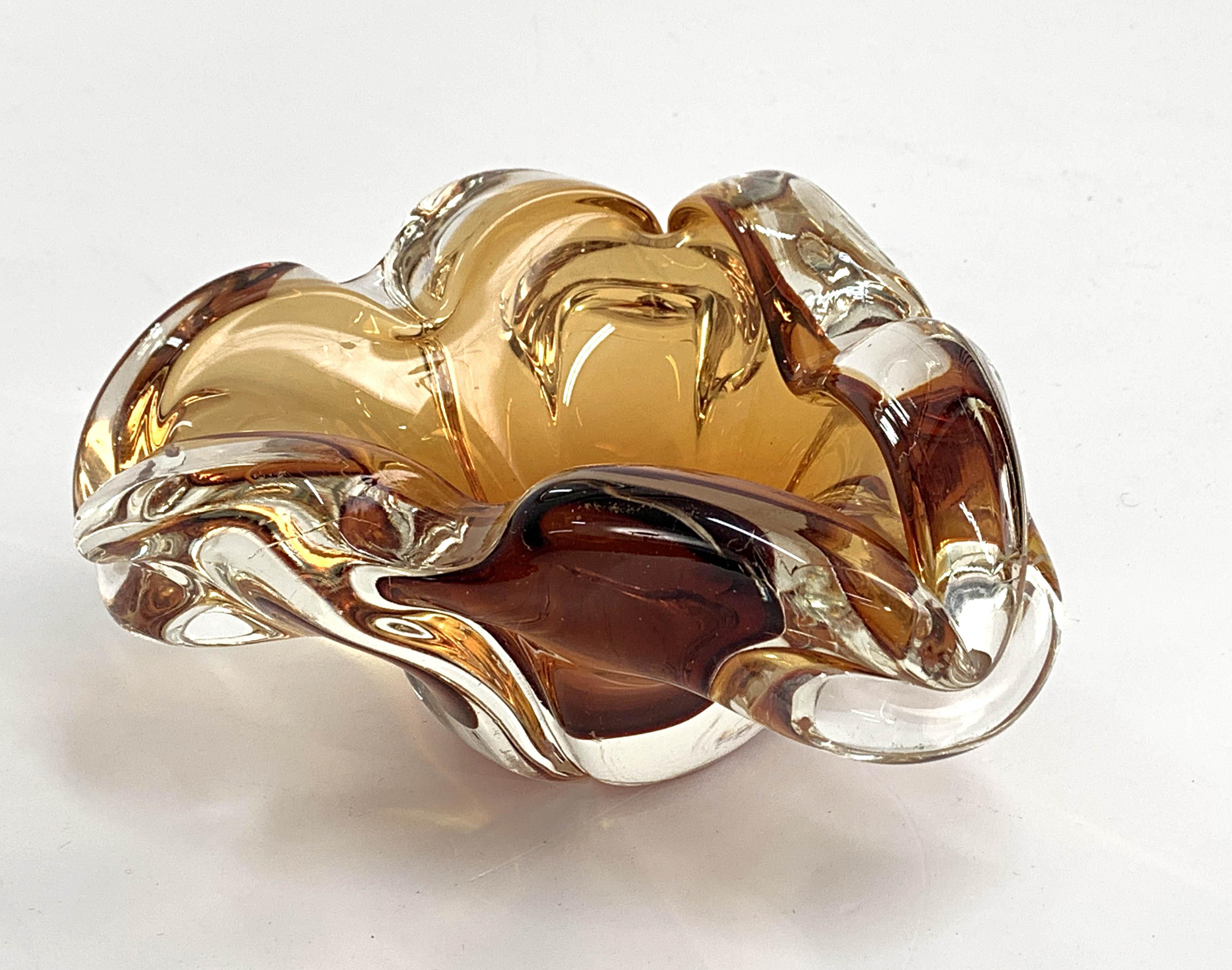 Mid-Century Modern Flavio Poli Midcentury Large Amber Murano Glass Italian Bowl, 1960s