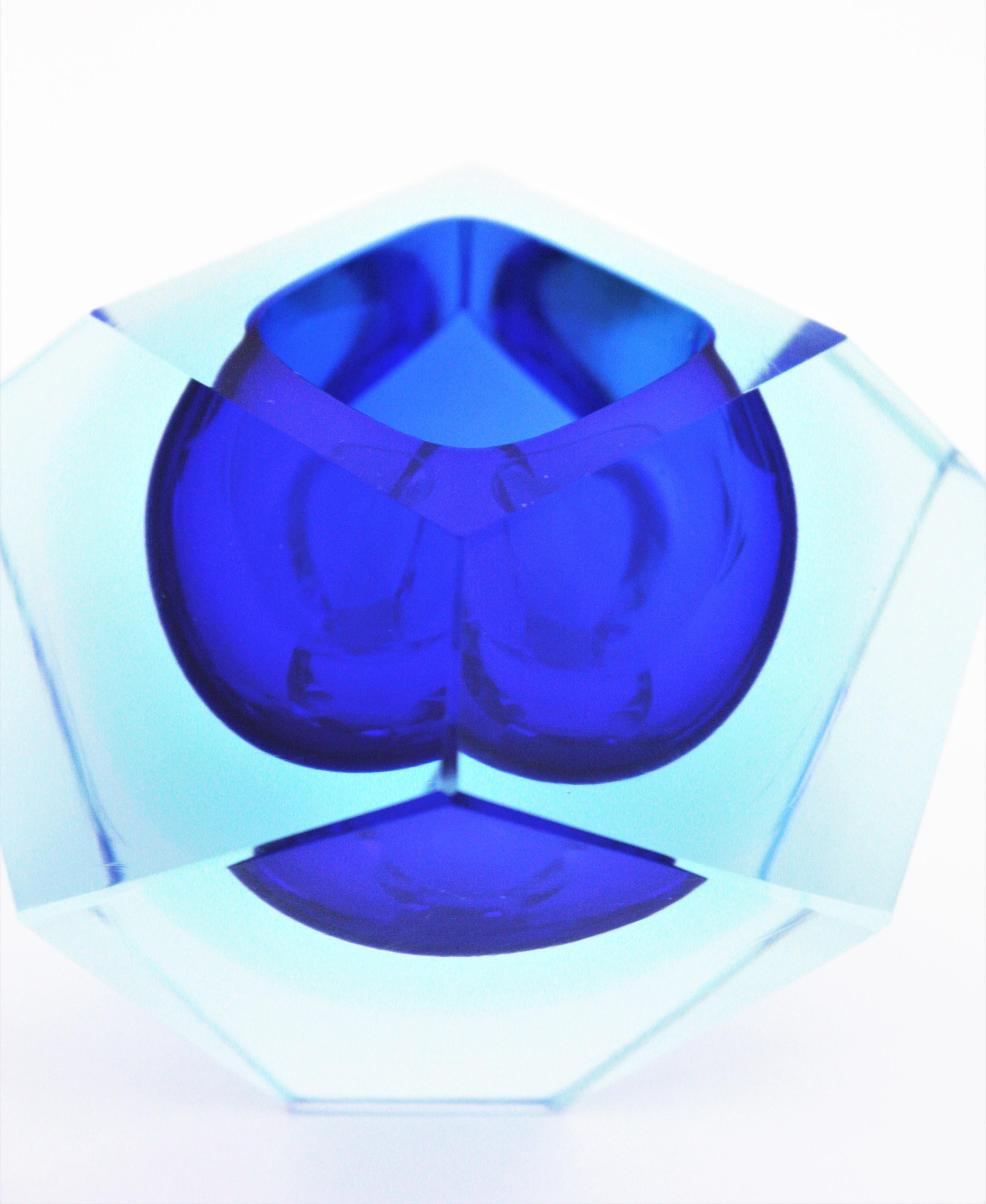 Flavio Poli Murano Blue Sommerso Faceted Art Glass Bowl 1