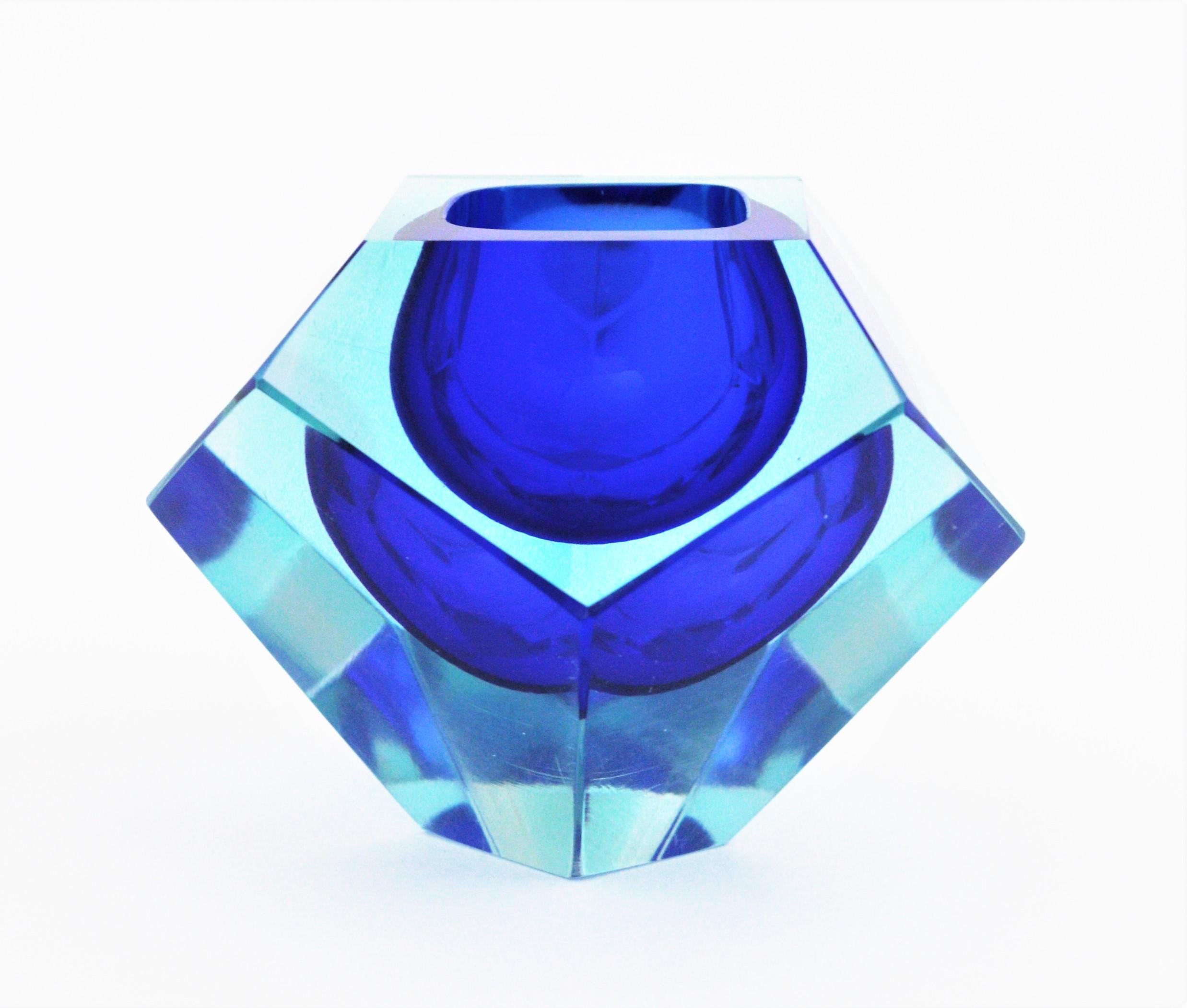 Flavio Poli Murano Blue Sommerso Faceted Art Glass Bowl 2