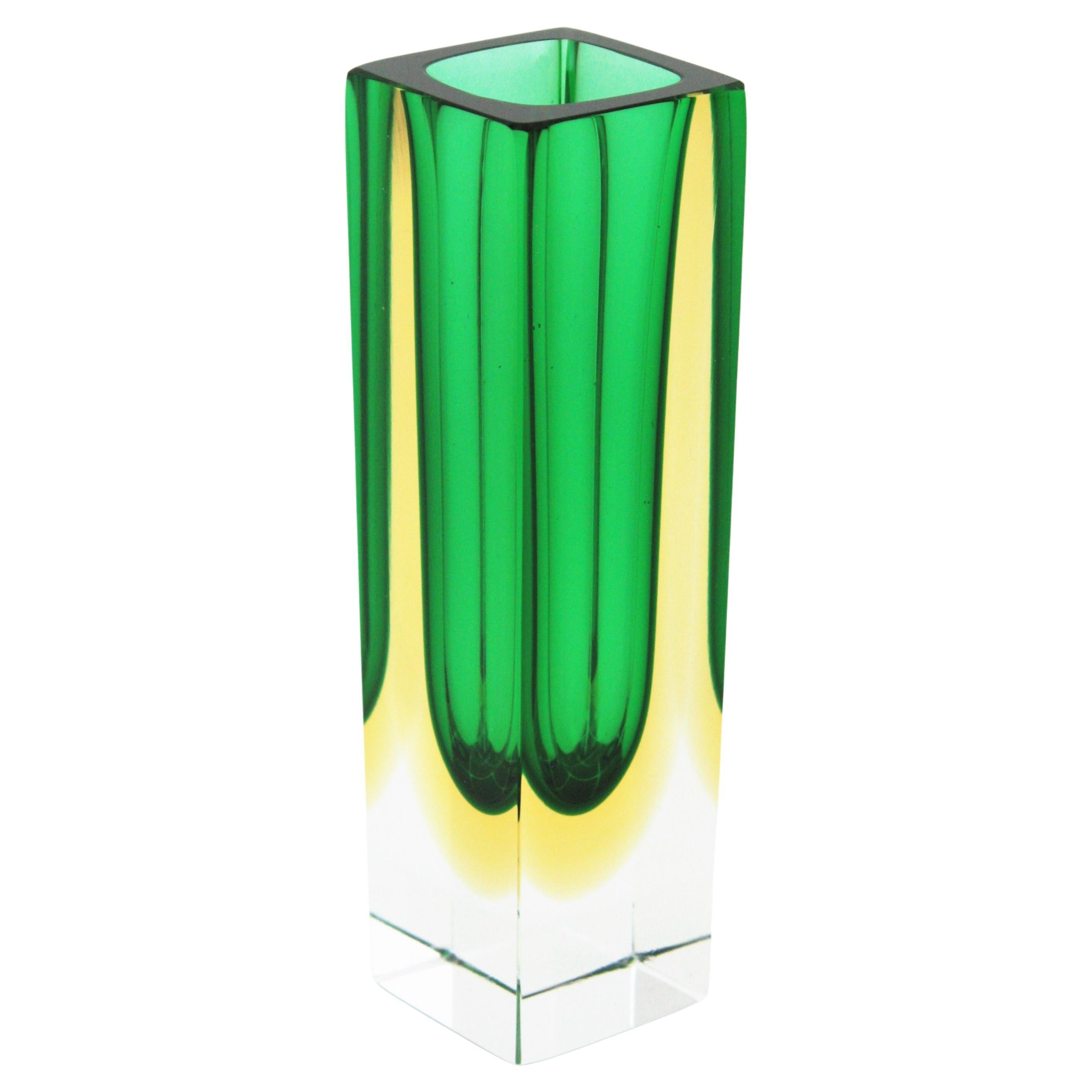 Flavio Poli Murano Faceted Sommerso Green Yellow and Clear Art Glass Vase For Sale
