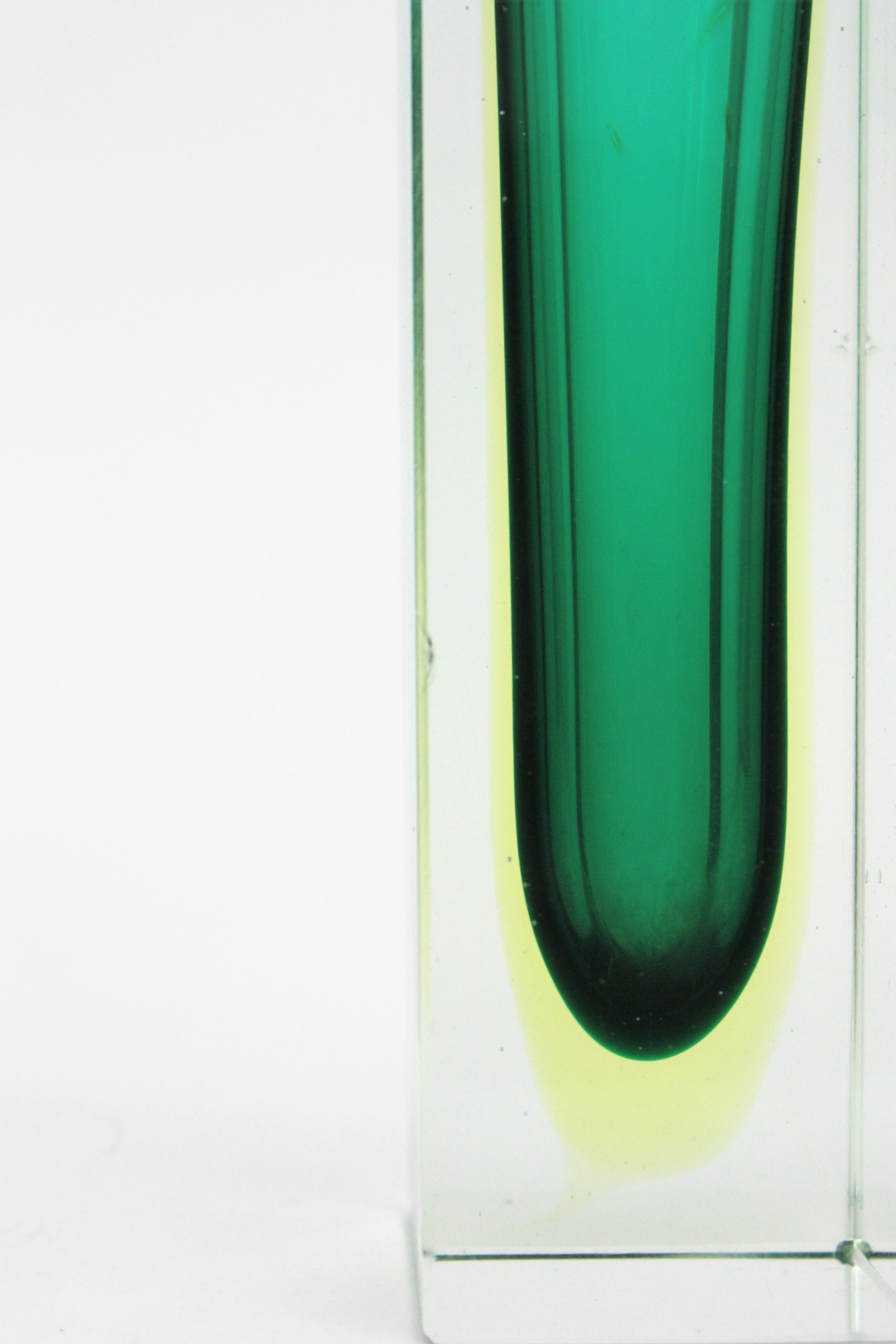 Flavio Poli Murano Faceted Sommerso Green Yellow and Clear Glass Vase 2