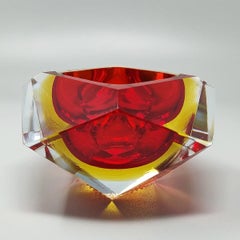 Posacenere in vetro di Murano di Flavio Poli, rosso e giallo, anni '60, Italia