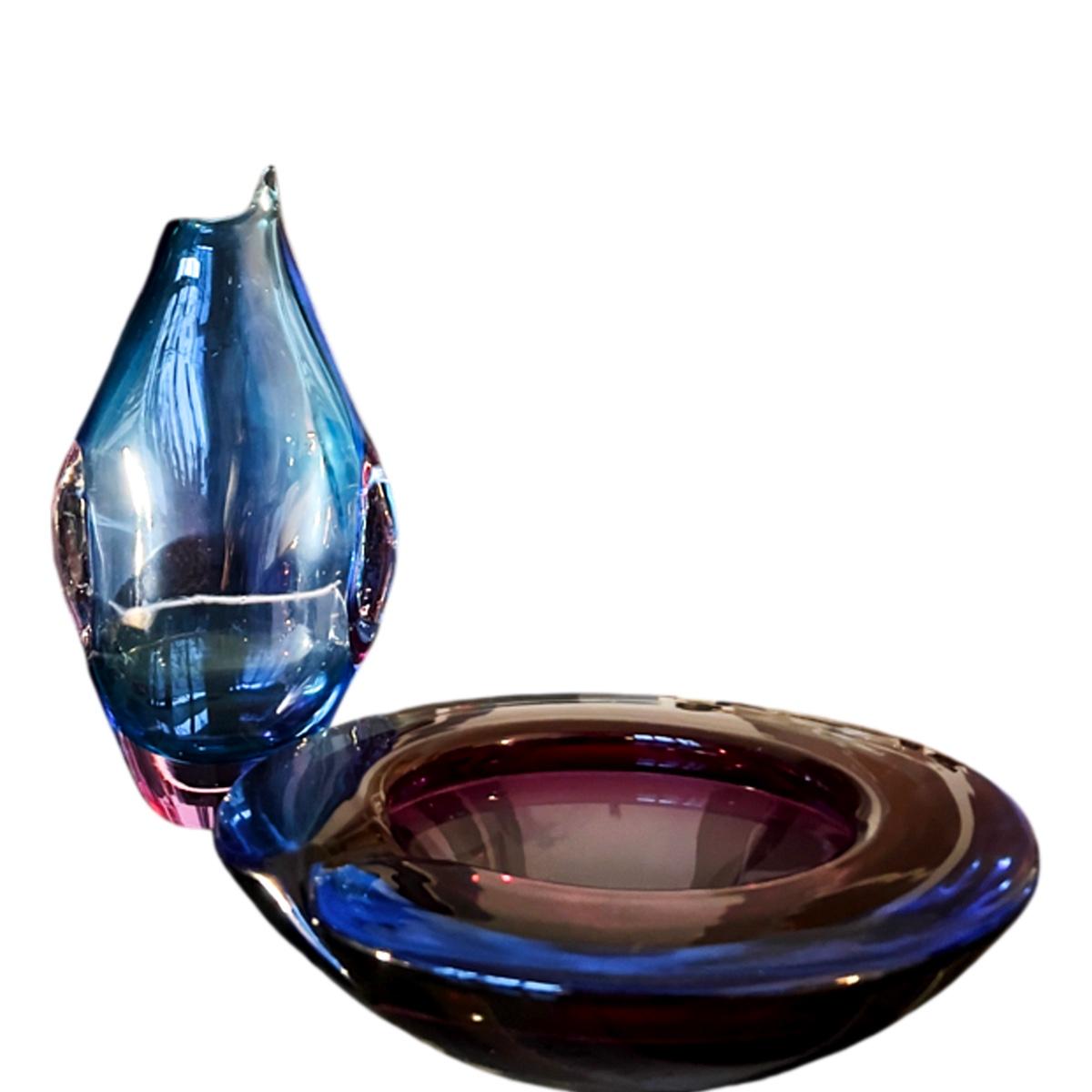 Italian Flavio Poli Murano Glass Penguin Sommerso Vase  1960´s For Sale