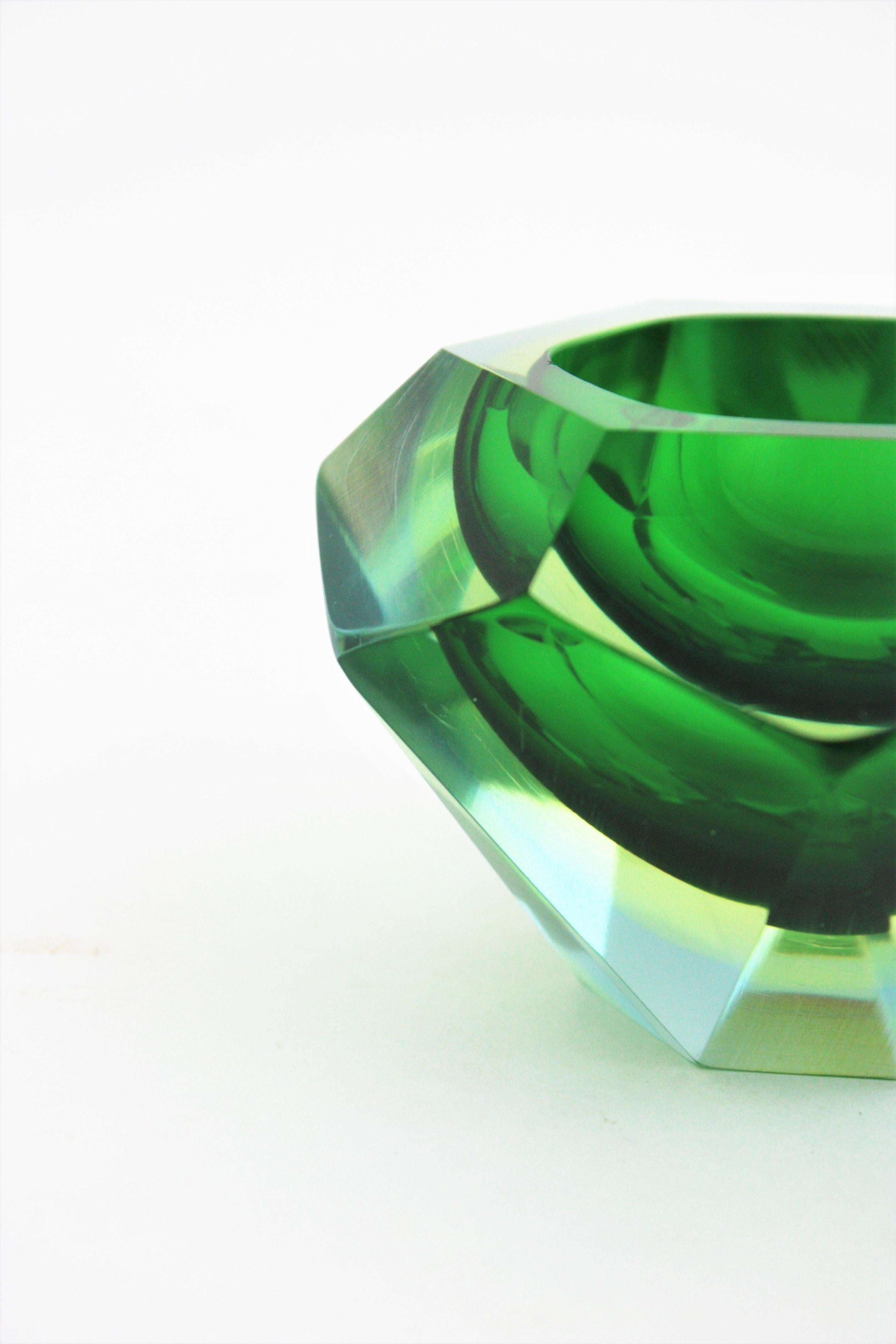 Flavio Poli Murano Green Yellow Sommerso Faceted Art Glass Bowl For Sale 6