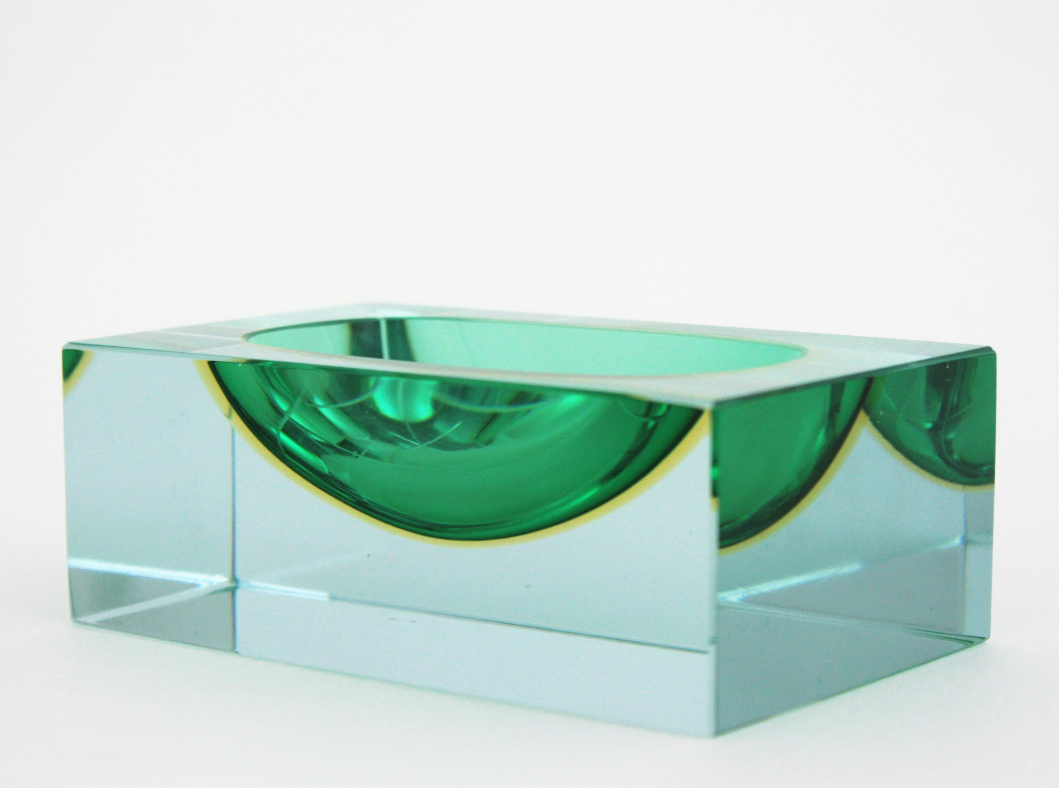 Flavio Poli Murano Green Yellow Sommerso Faceted Art Glass Bowl or Vide-Poche 4