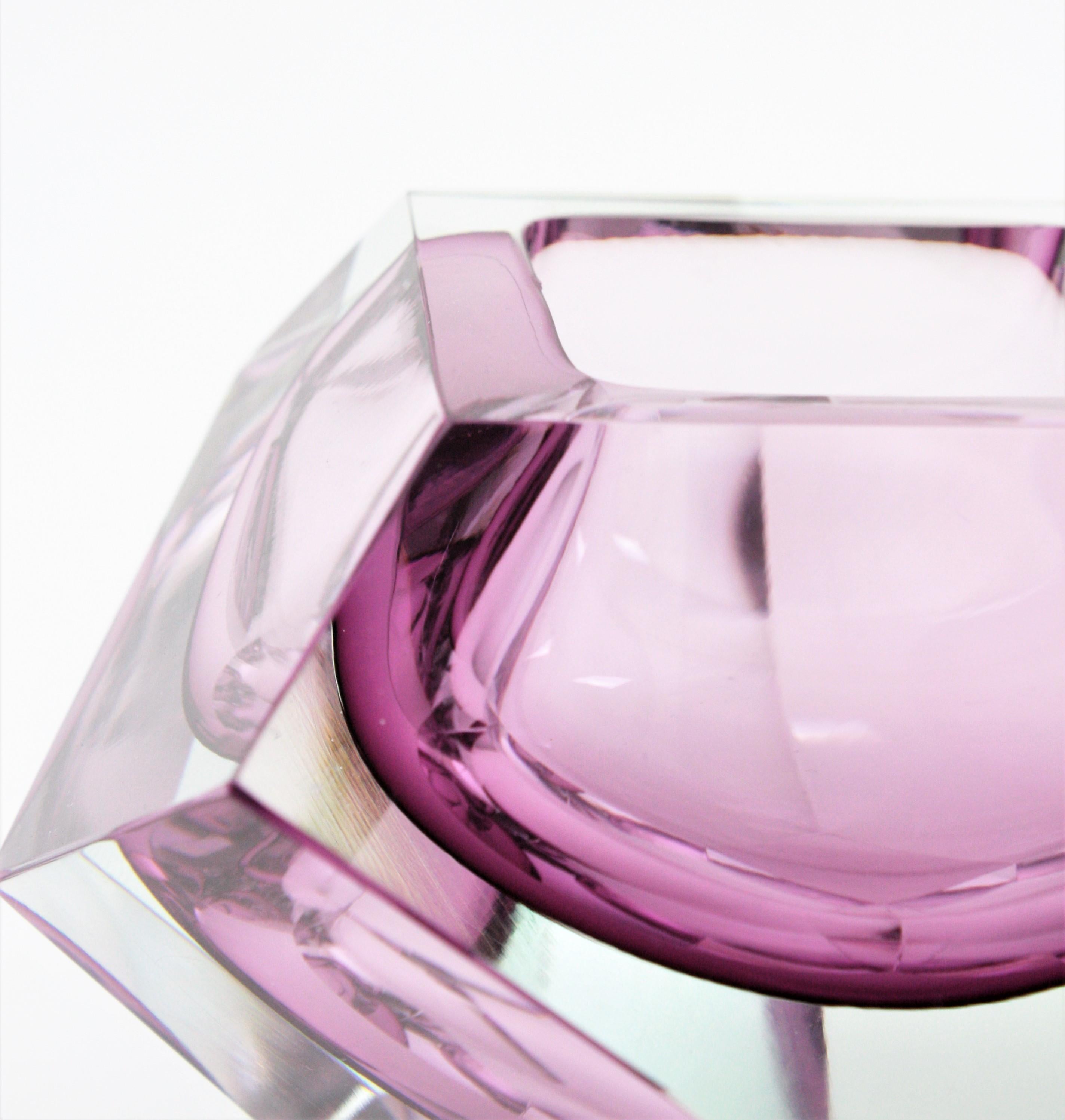 Flavio Poli Murano Glass Sommerso à facettes Bol en verre d'art géant en vente 3
