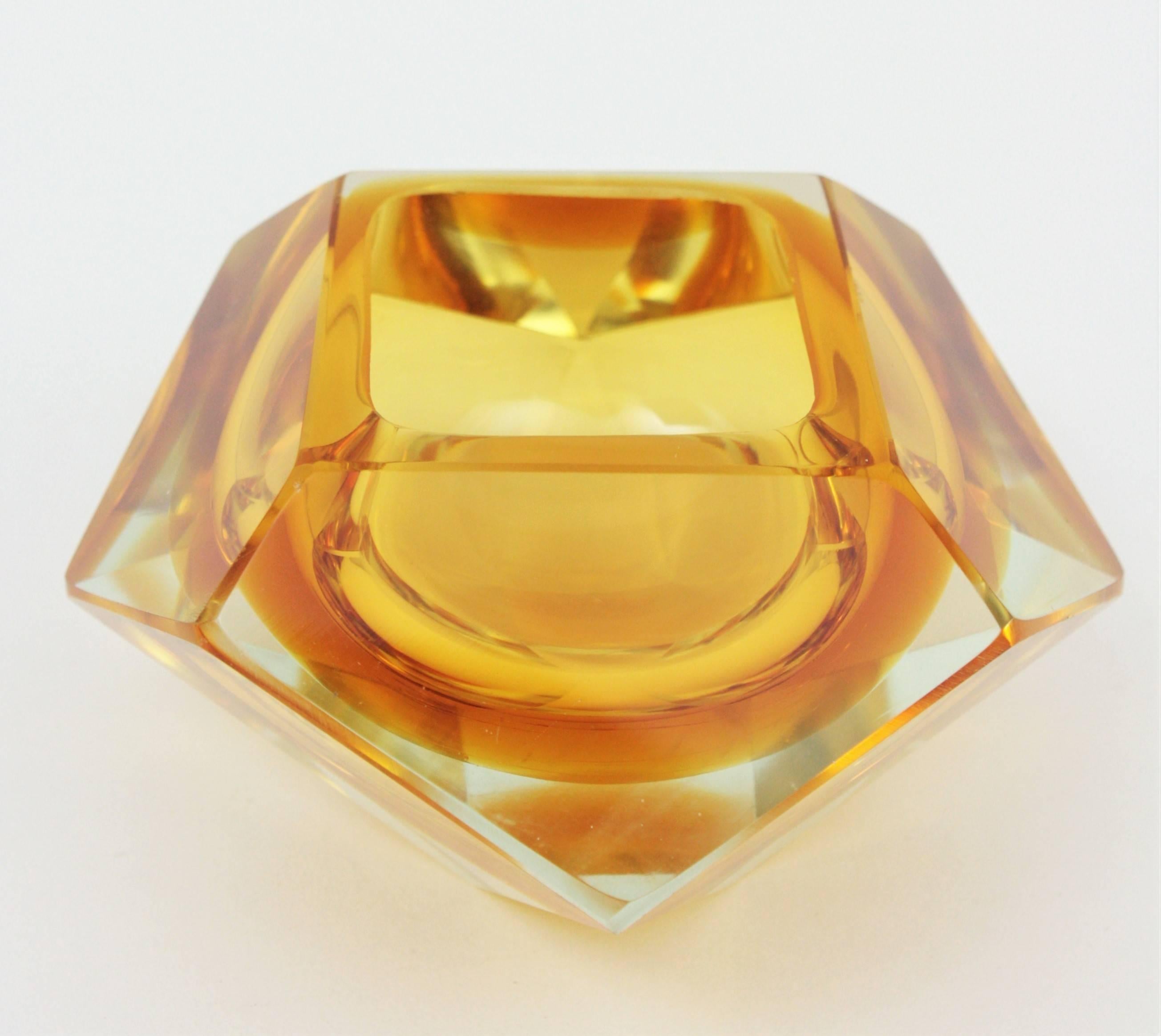Flavio Poli Murano Orange Yellow Sommerso Faceted Art Glass Bowl In Excellent Condition In Barcelona, ES