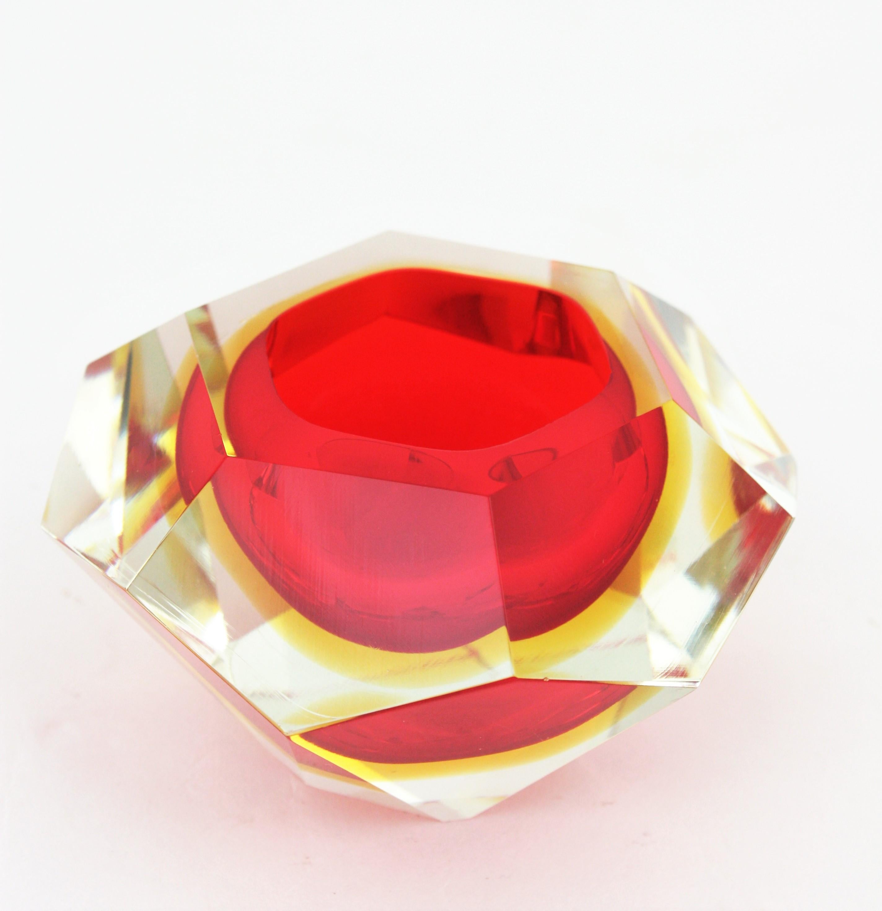 20th Century Flavio Poli Murano Red, Yellow and Clear Faceted Glass Diamond Bowl or Ashtray For Sale