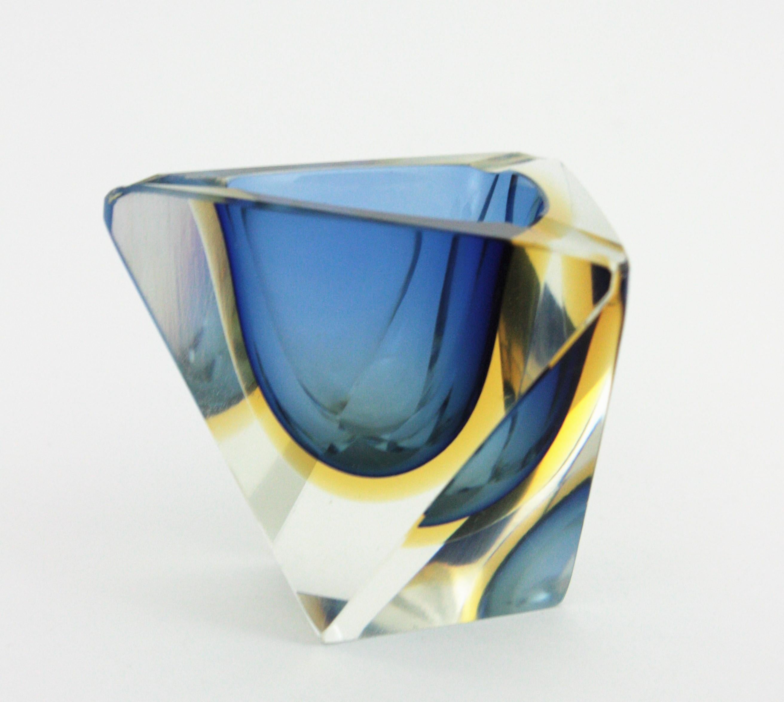 Italian Flavio Poli Murano Sommerso Blue & Yellow Faceted Triangular Glass Ashtray Bowl For Sale