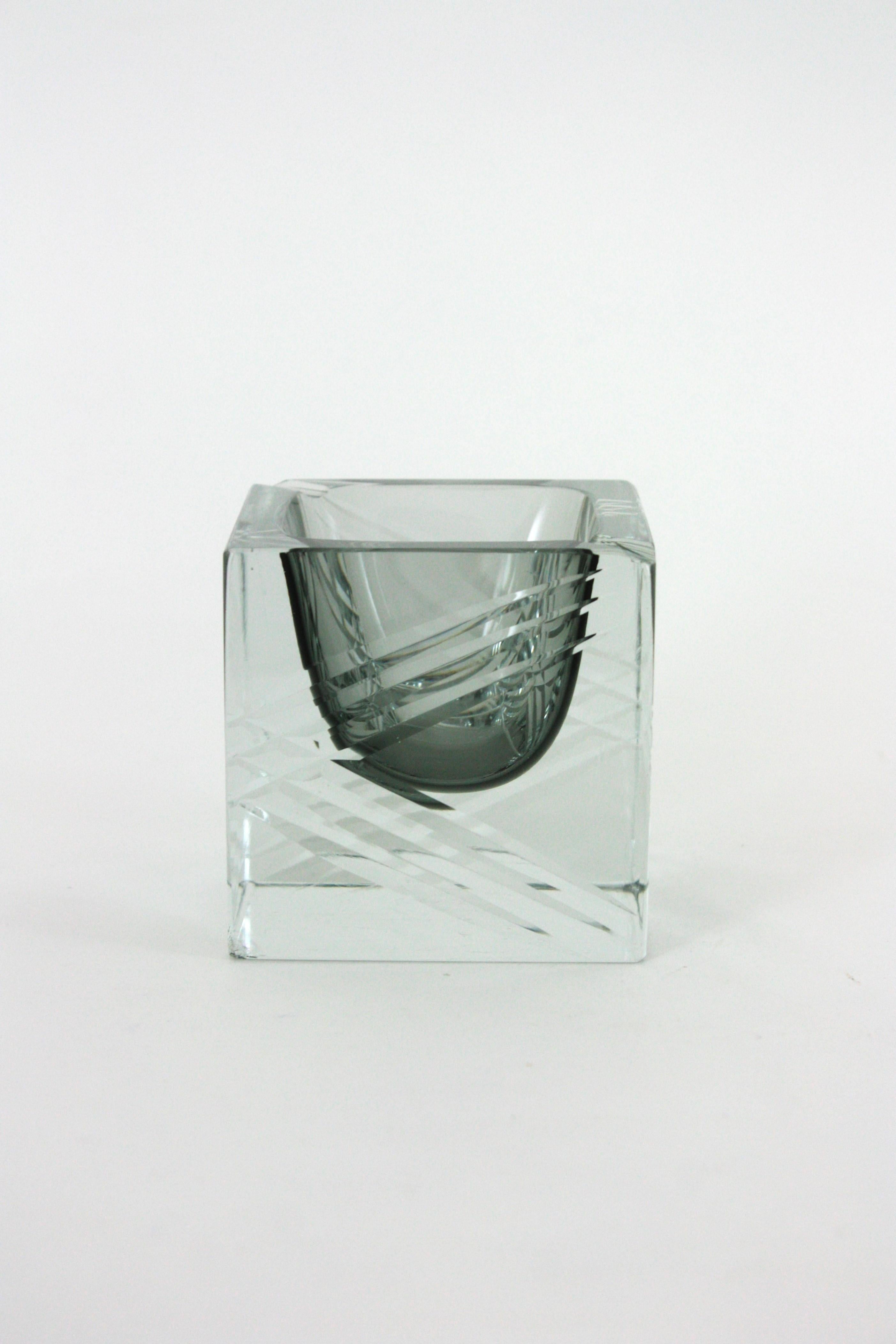 Flavio Poli Murano Sommerso Grau Facettiertes Kunstglas Schale / Aschenbecher im Angebot 2