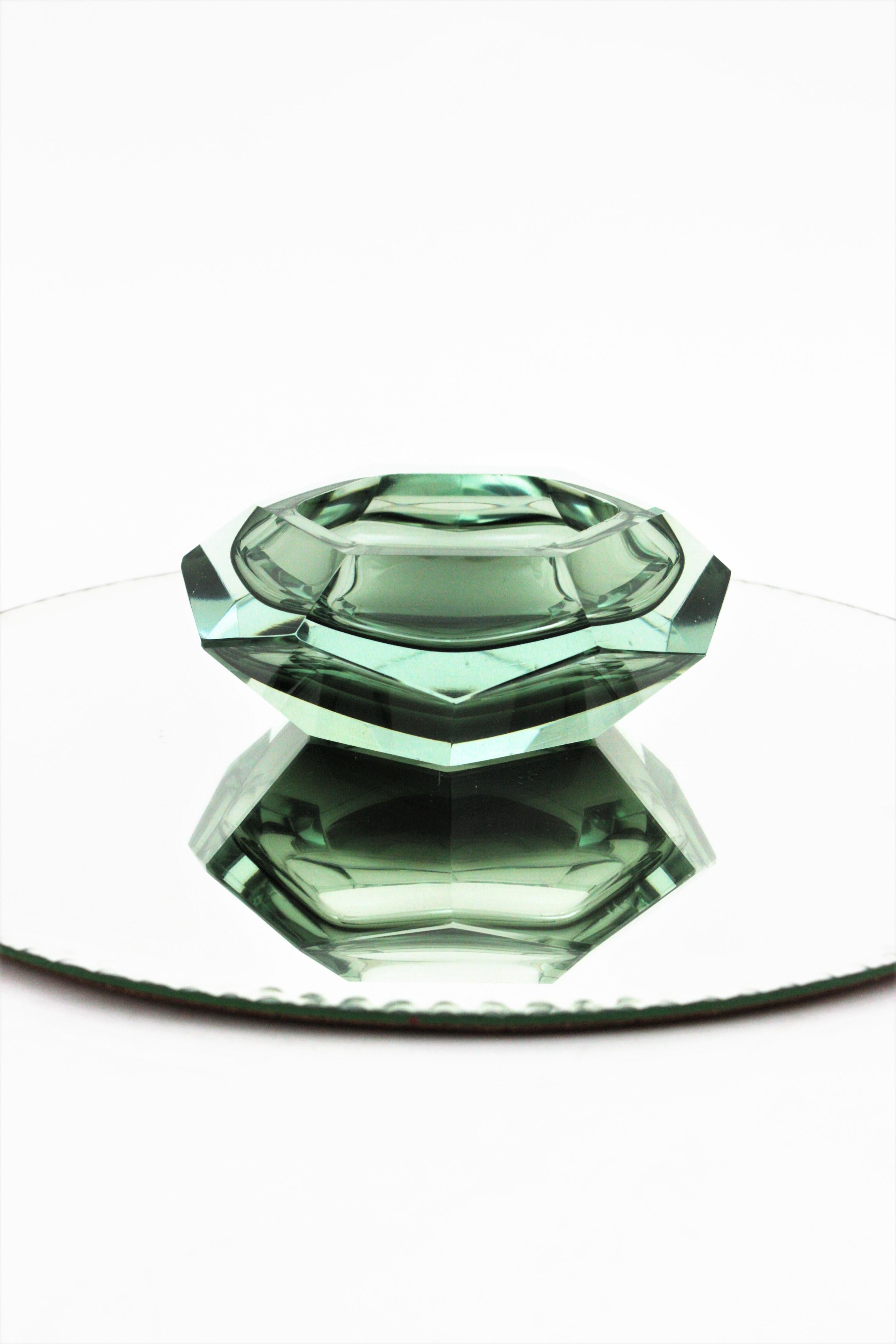 Flavio Poli Murano Sommerso Smoked Grey Faceted Bowl 4