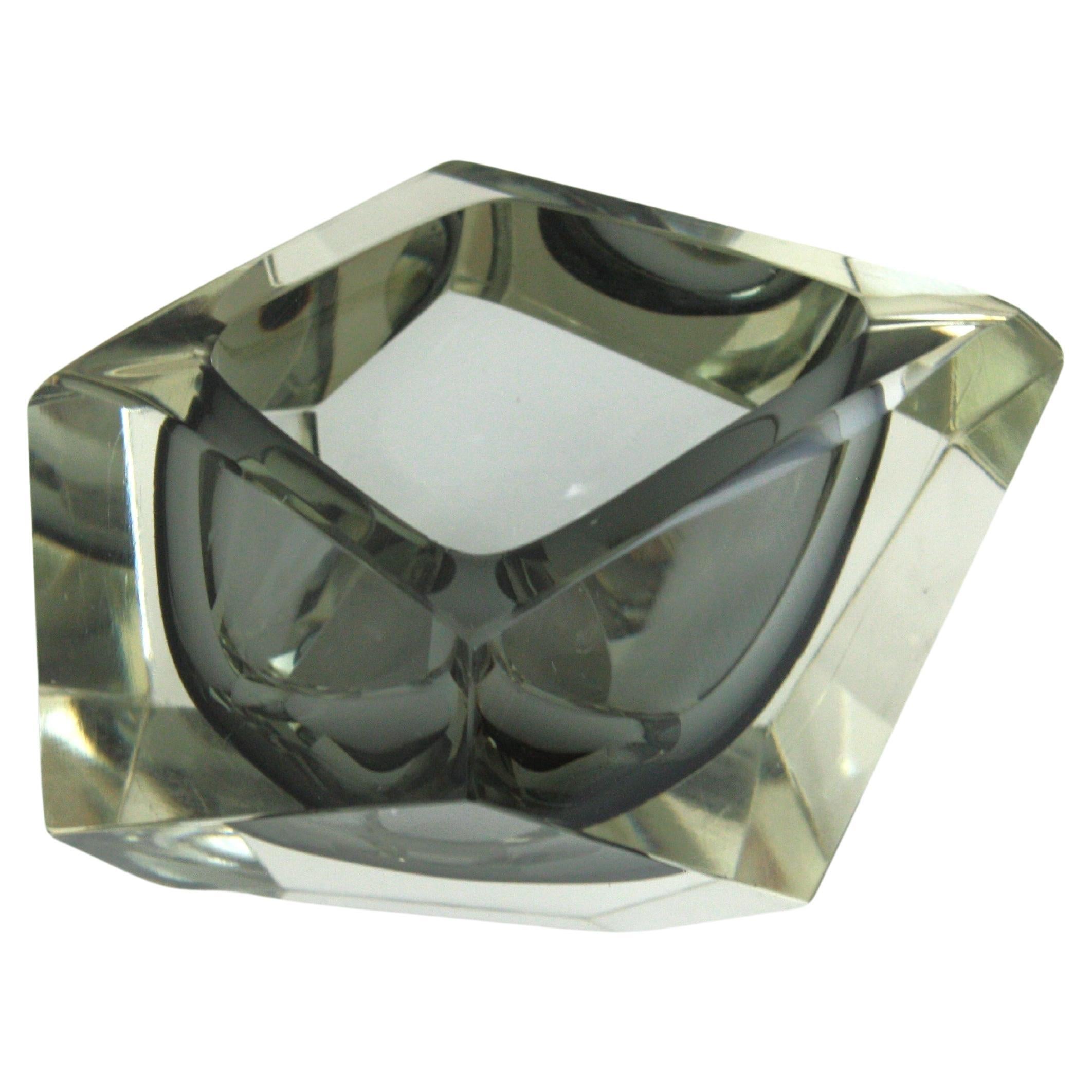 Flavio Poli Murano Sommerso Smoked Grey Faceted Glass Bowl / Ashtray, 1950 For Sale 9